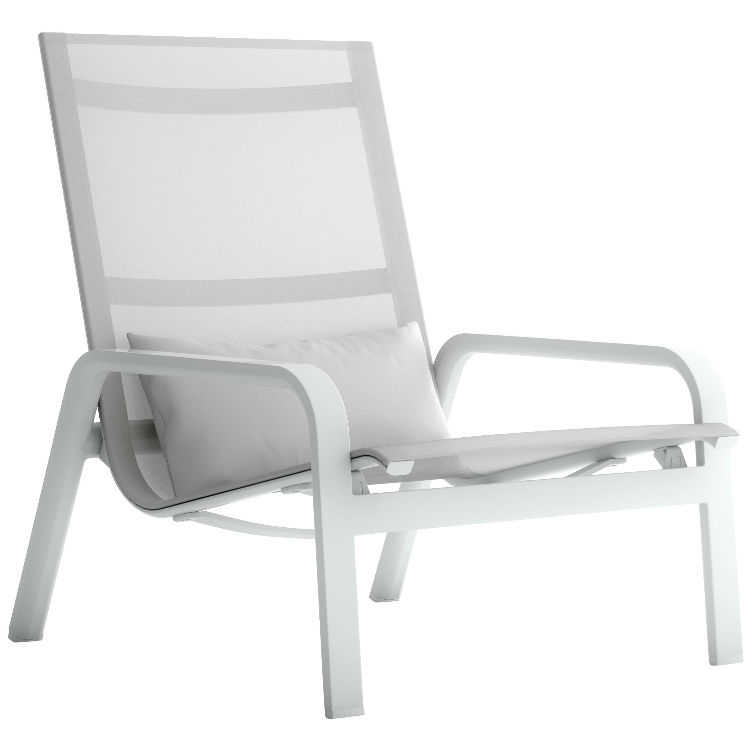 Im Angebot: Gandia Blasco Loungesessel mit hoher Rückenlehne aus Aluminium von Borja Garcia, White (RAL9016/white mesh.jpg)