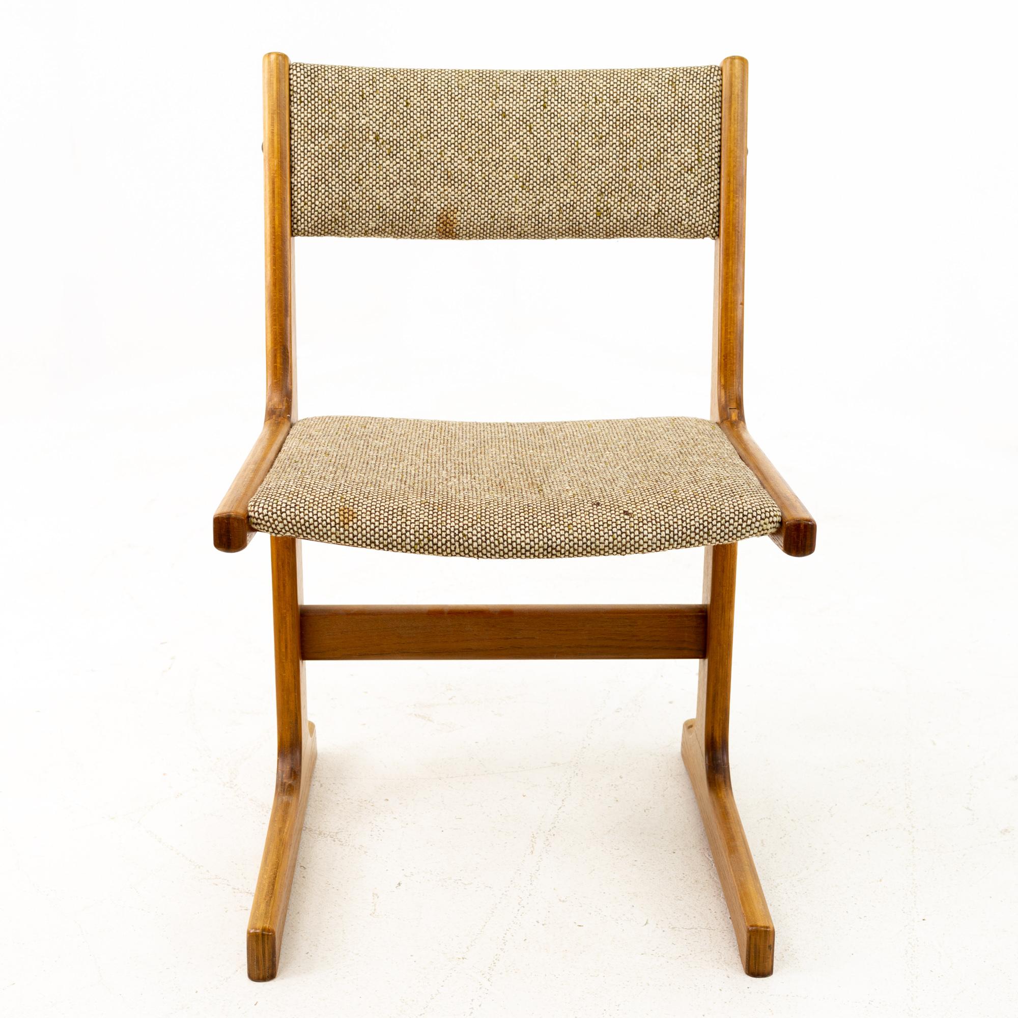 Mid-20th Century Gangso Mobler Style Mid Century Teak Dining Chairs, Set of 4 For Sale