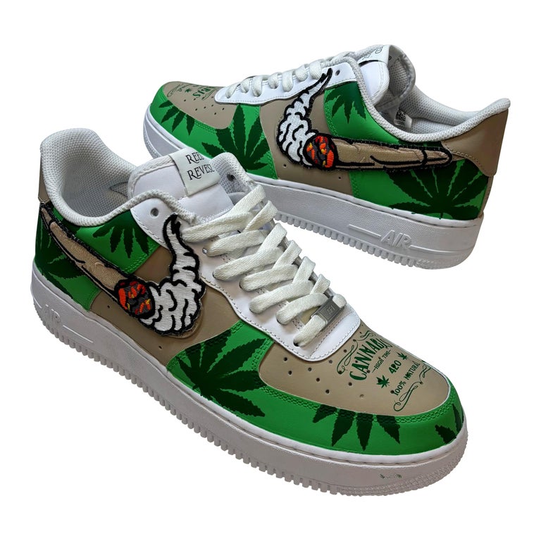 Sepatu Nike Nike Air Force Damen Angebot Ganja Custom Handbemalte