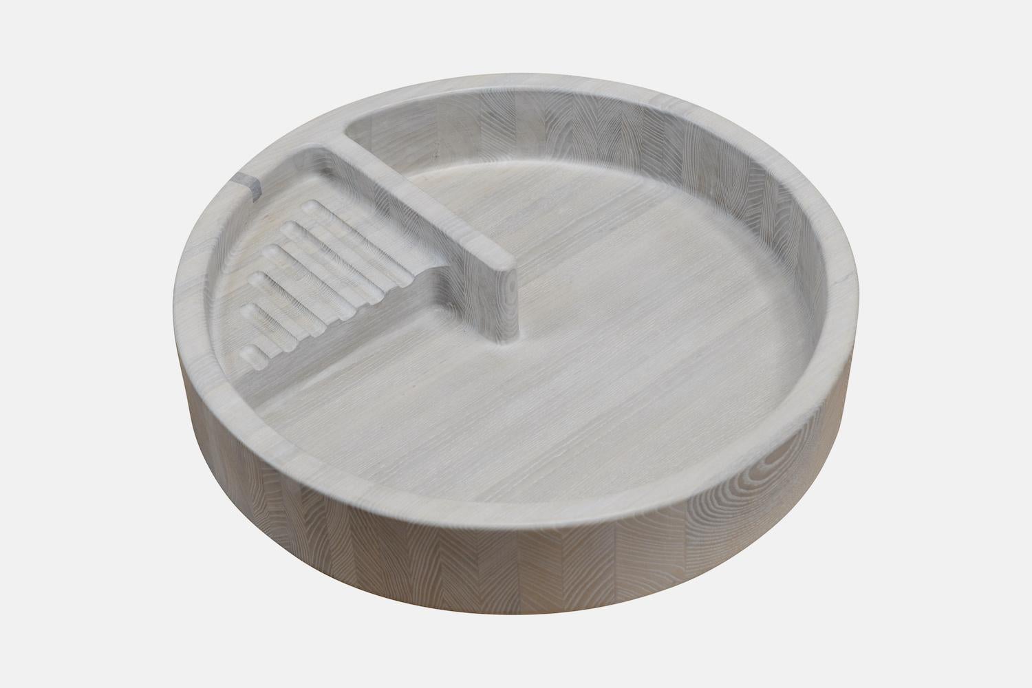 The Gannett bowl is an exploration in geometry, surface planes and defined wood grain. The perfect conversation piece that will also serve its function for gatherings with friends or family. 

Finished with 100% food safe oil. 

FSC certified solid