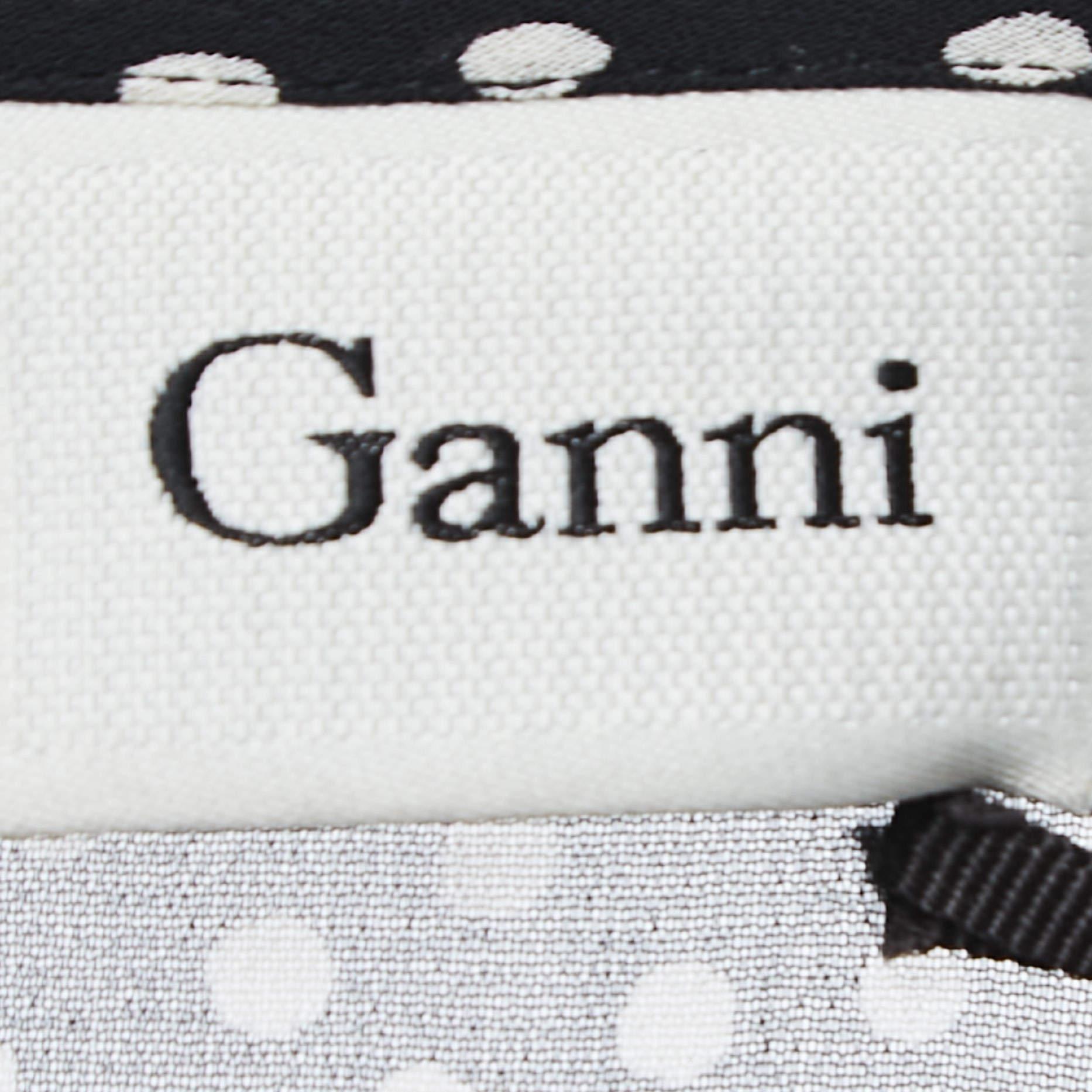 Ganni Vestido corto Belleville de crepé negro con lunares L en Nuevo estado para la venta en Dubai, Al Qouz 2
