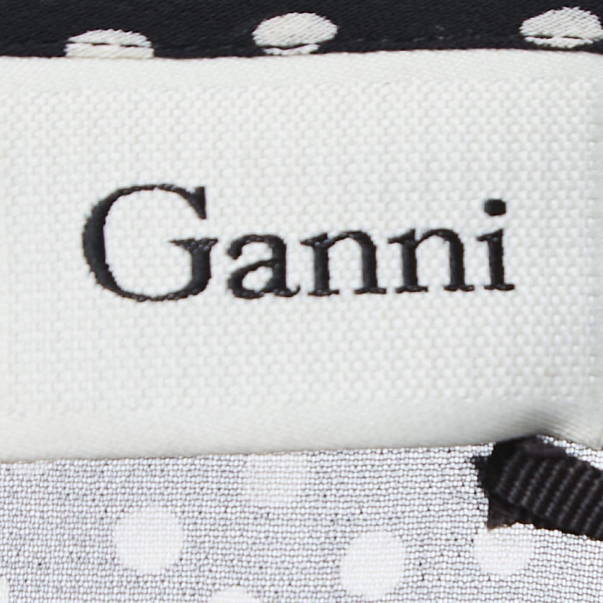 Ganni Vestido corto Belleville de crepé negro con lunares L en Nuevo estado para la venta en Dubai, Al Qouz 2