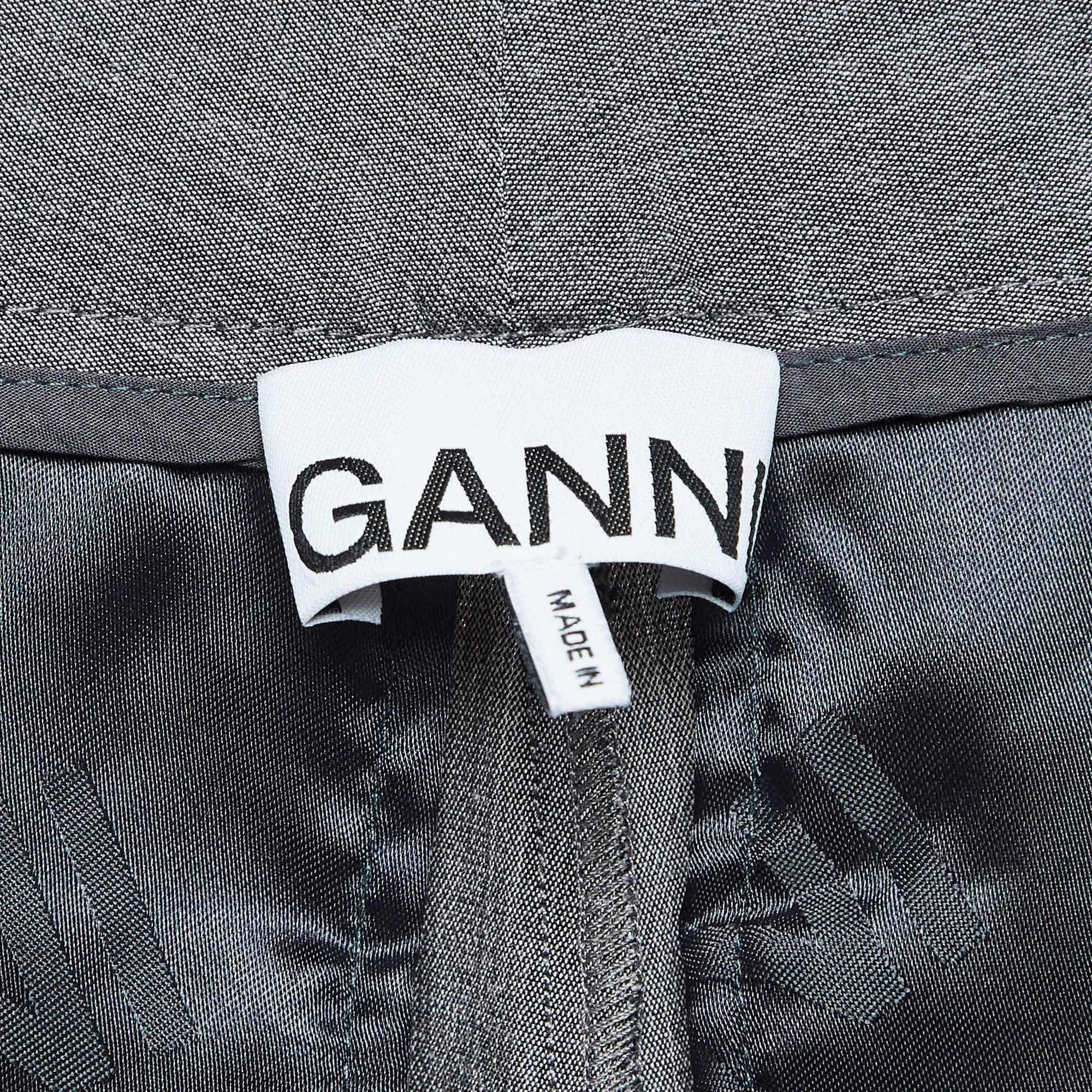 Ganni - Pantaloni da cerimonia in crepe stretch grigio S In condizioni buone in vendita a Dubai, Al Qouz 2