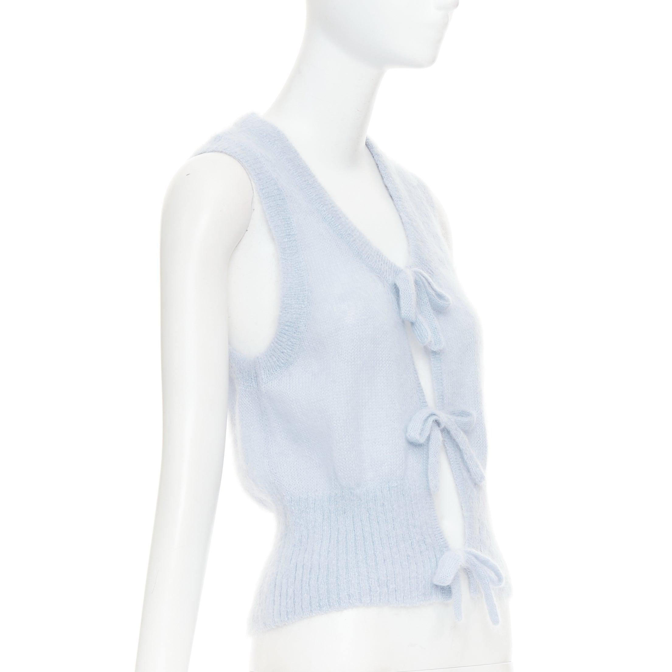 GANNI Hellblauer Mohair Wollpullover mit dreifacher Fliege, Weste XS (Grau) im Angebot