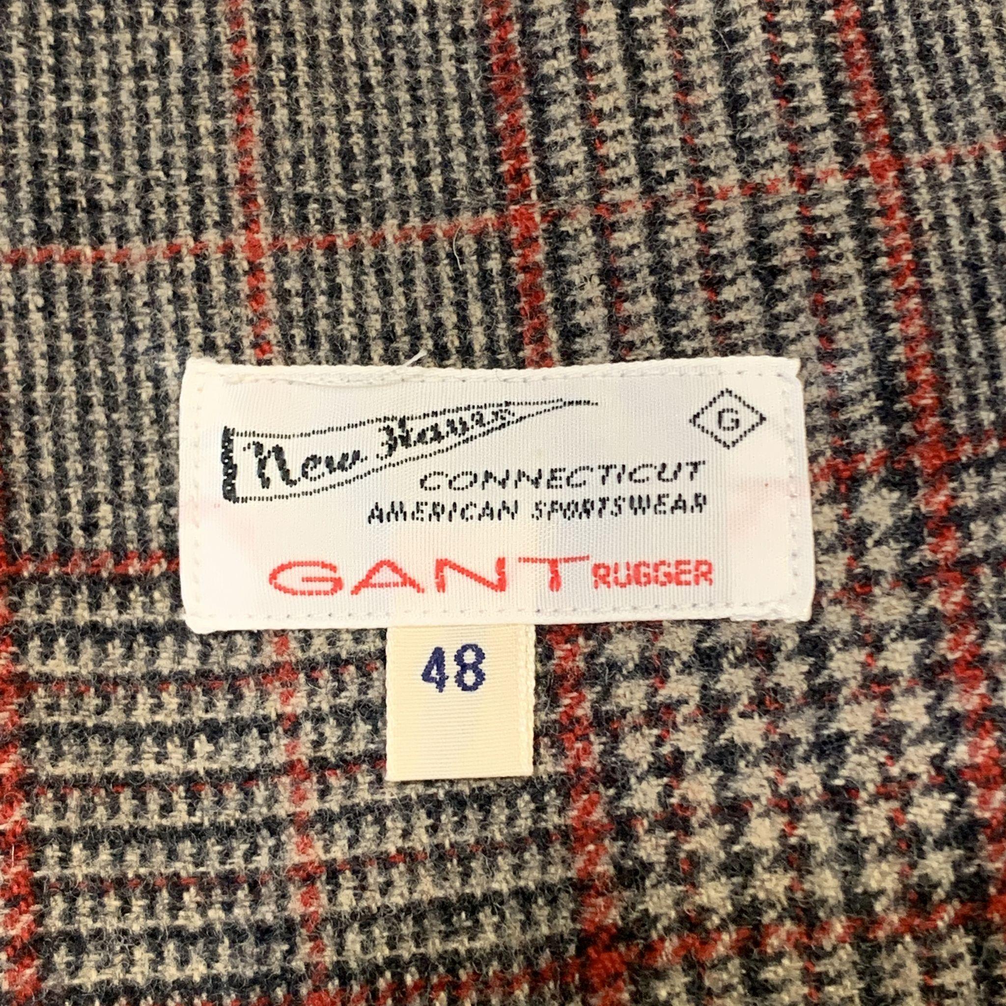 GANT RUGGER Size 38 Gray & Red Plaid Wool / Polyester Notch Lapel Sport Coat 1