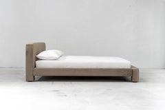 Gar Bed, Velvet Upholstered Bed