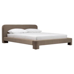 Gar Bed, Velvet Upholstered Bed