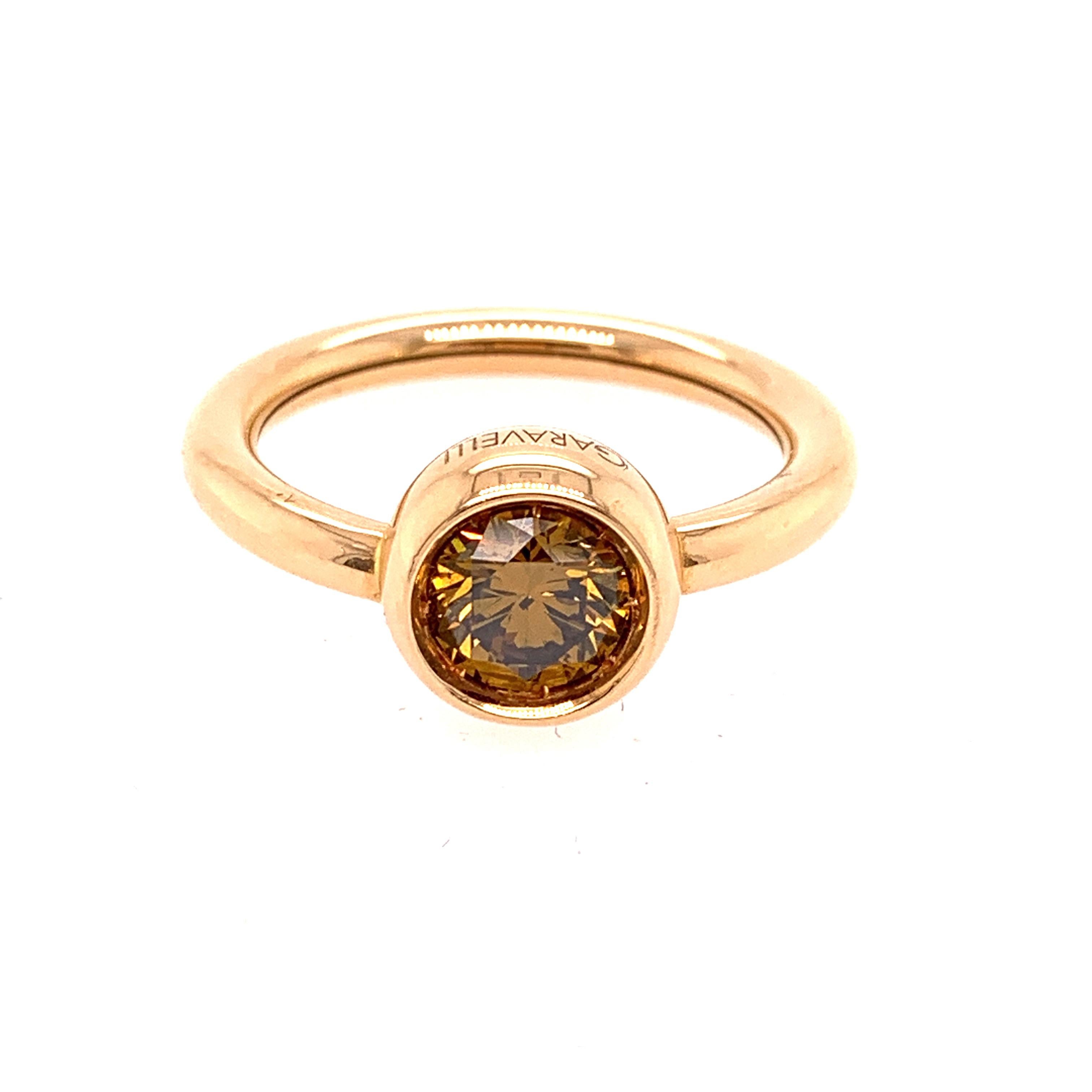 A stunning piece of jewelry from the Garavelli Giotto Collection. 
Brand: Garavelli
Collection: Giotto Collection
Material: 18 Karat Rose Gold
Diamond: Round brown diamond, single stone
Carat Weight: 0.93
Diameter: 6mm
Gold Weight: 4.10 grams (GR