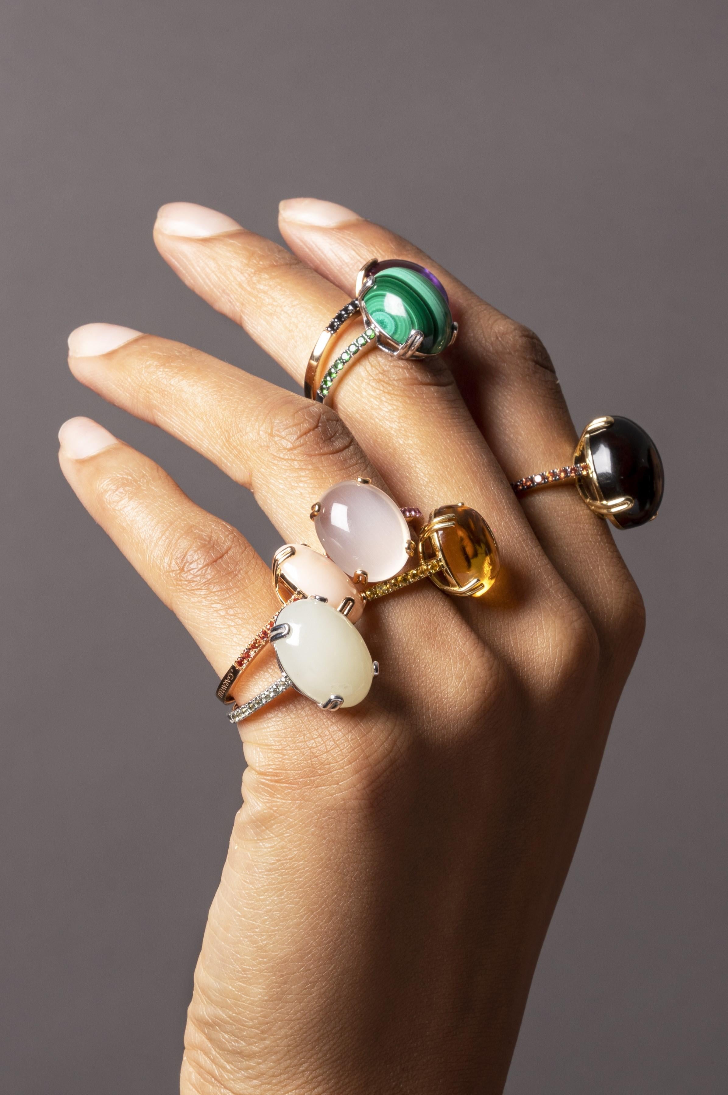 Women's or Men's Garavelli 18 Karat White Gold Chalcedony and Green Sapphires Ring For Sale