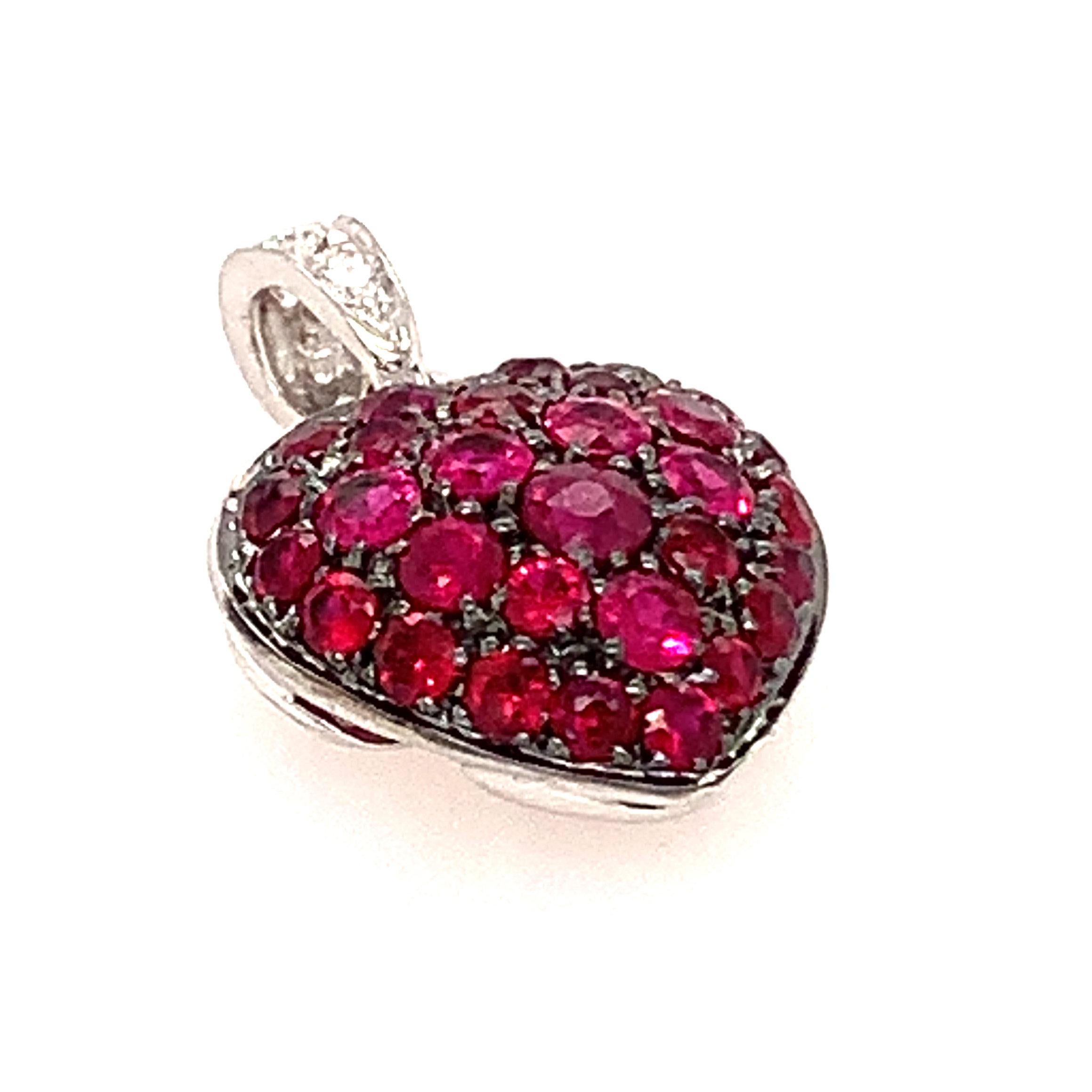 Garavelli 18 Karat White Gold Pavè Ruby Puffed Heart Pendant with Diamond Bale In New Condition In Valenza, IT