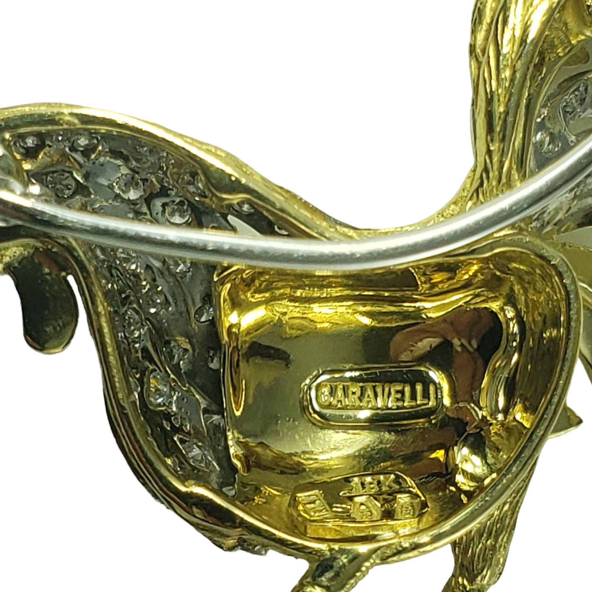 Garavelli Hahn-Brosche/Pin #15008 aus 18 Karat Gelbgold und Diamanten im Angebot 1