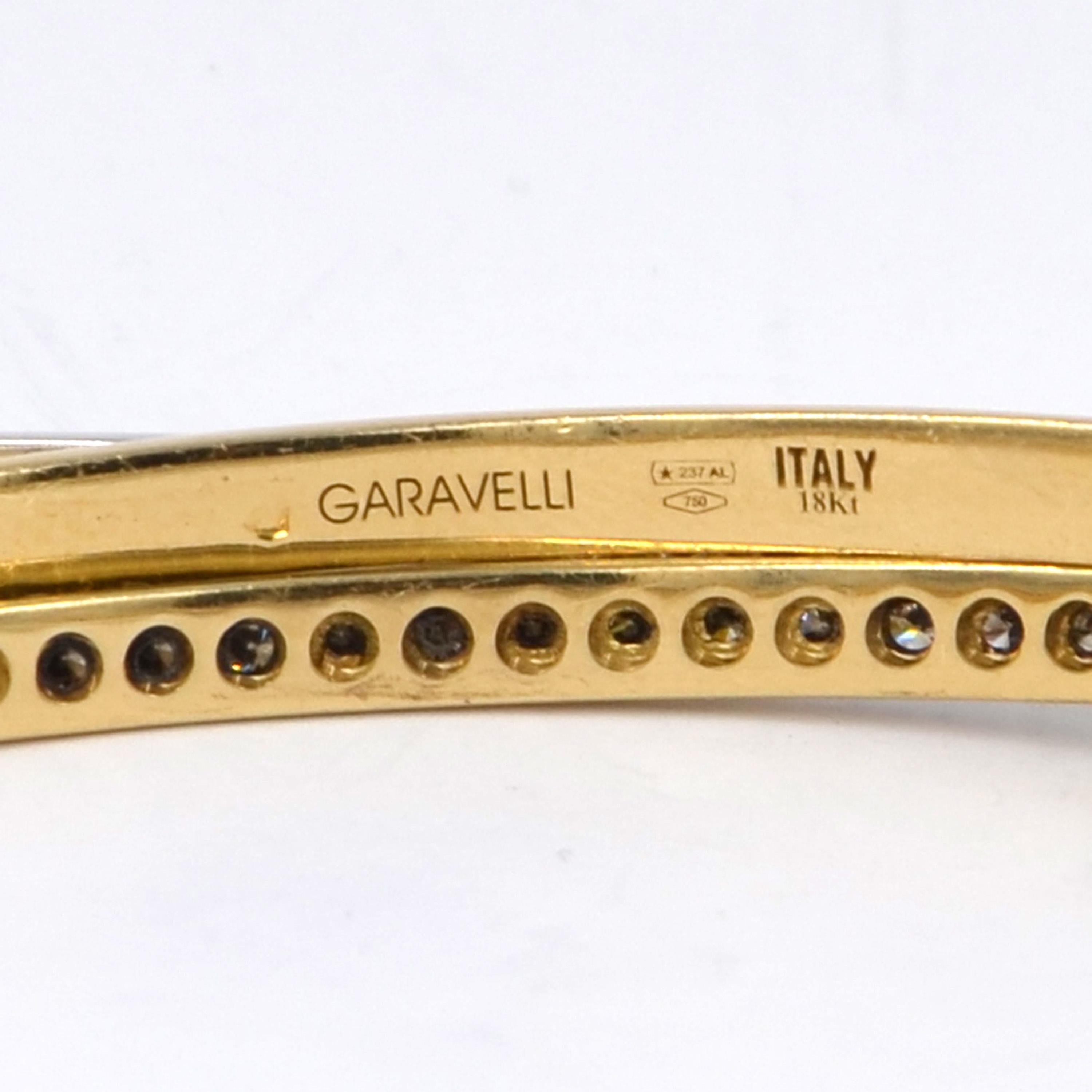Contemporary Garavelli 18 Karat Yellow Gold Black Brown Diamonds Rolling Bangle Bracelet For Sale