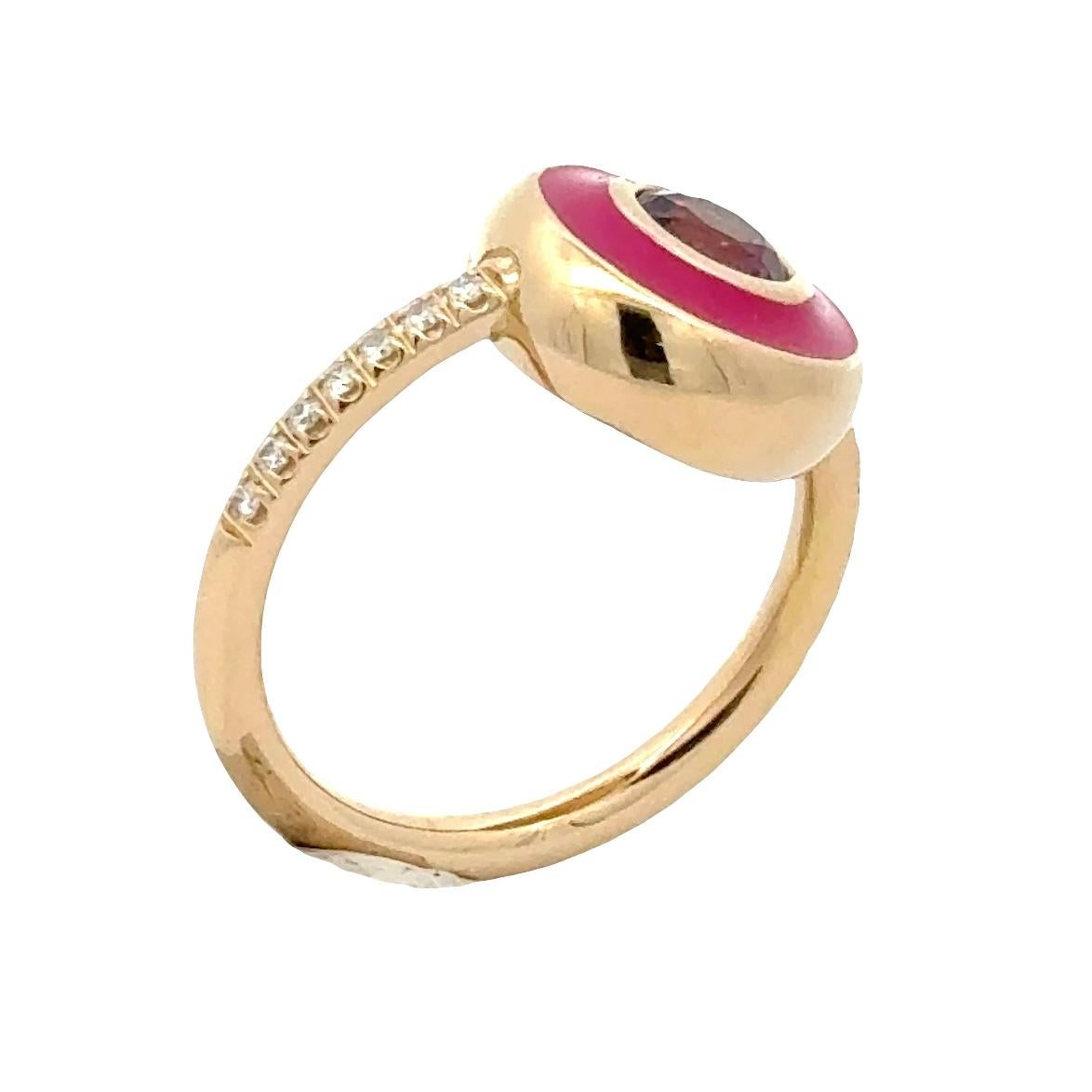 Garavelli Bague Giotto en or jaune 18 carats, émail fucsia et rodolite en vente 3