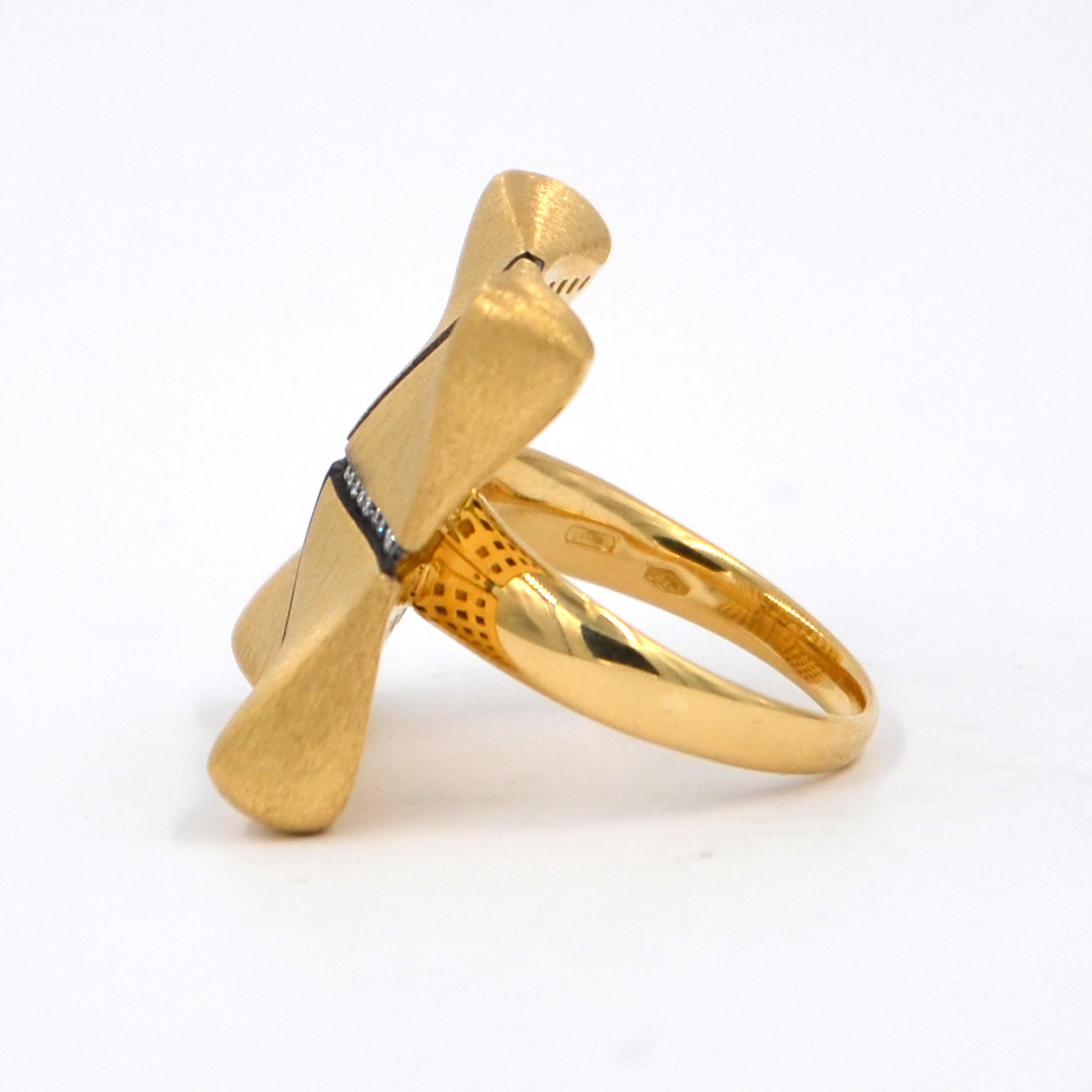 Garavelli 18 Karat Yellow Gold White Diamonds Award Collection Ring 1