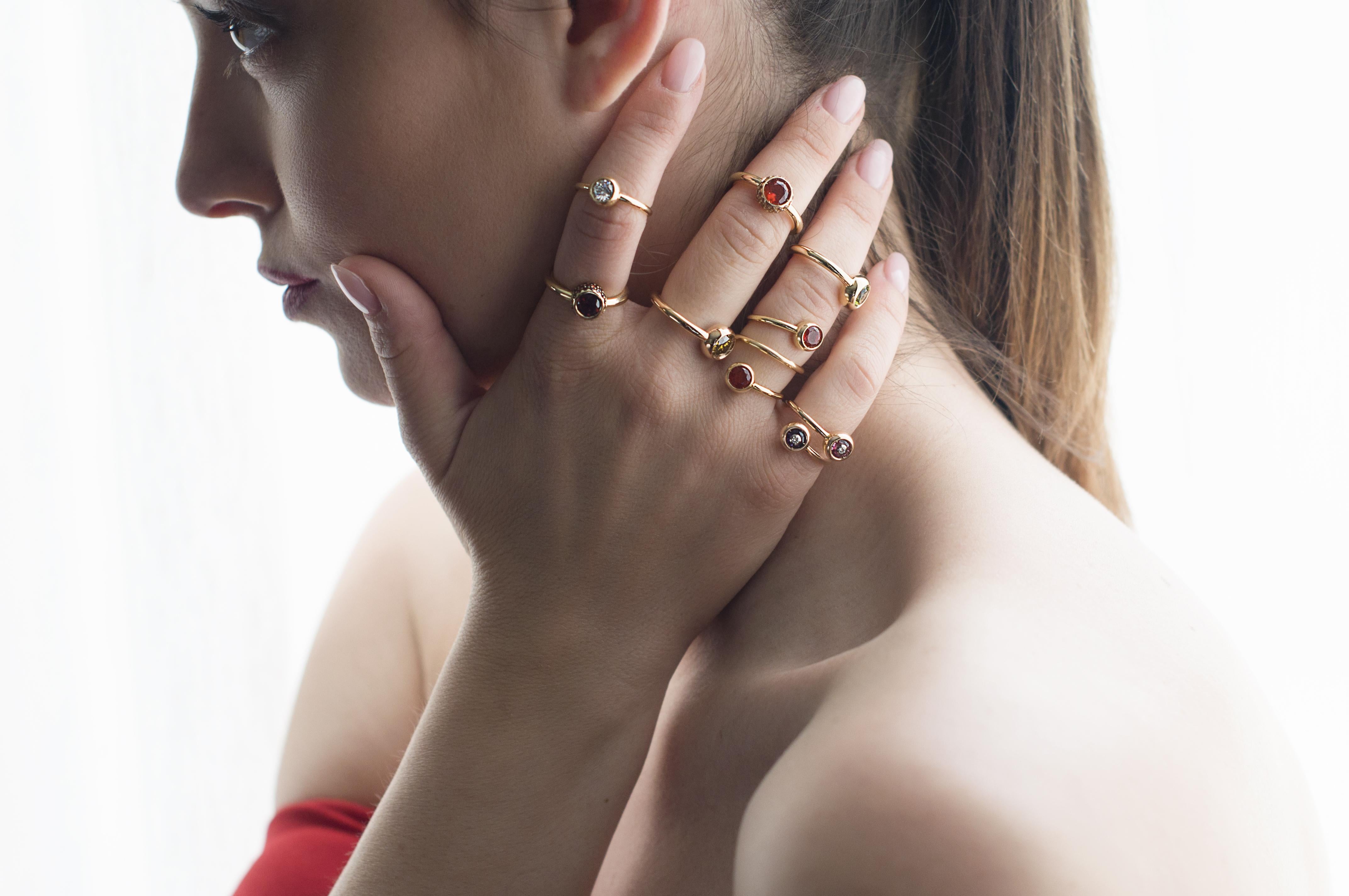 Contemporary Garavelli 18 Karat YellowGold Single White Natural Diamond 0.50 ct Giotto Ring For Sale