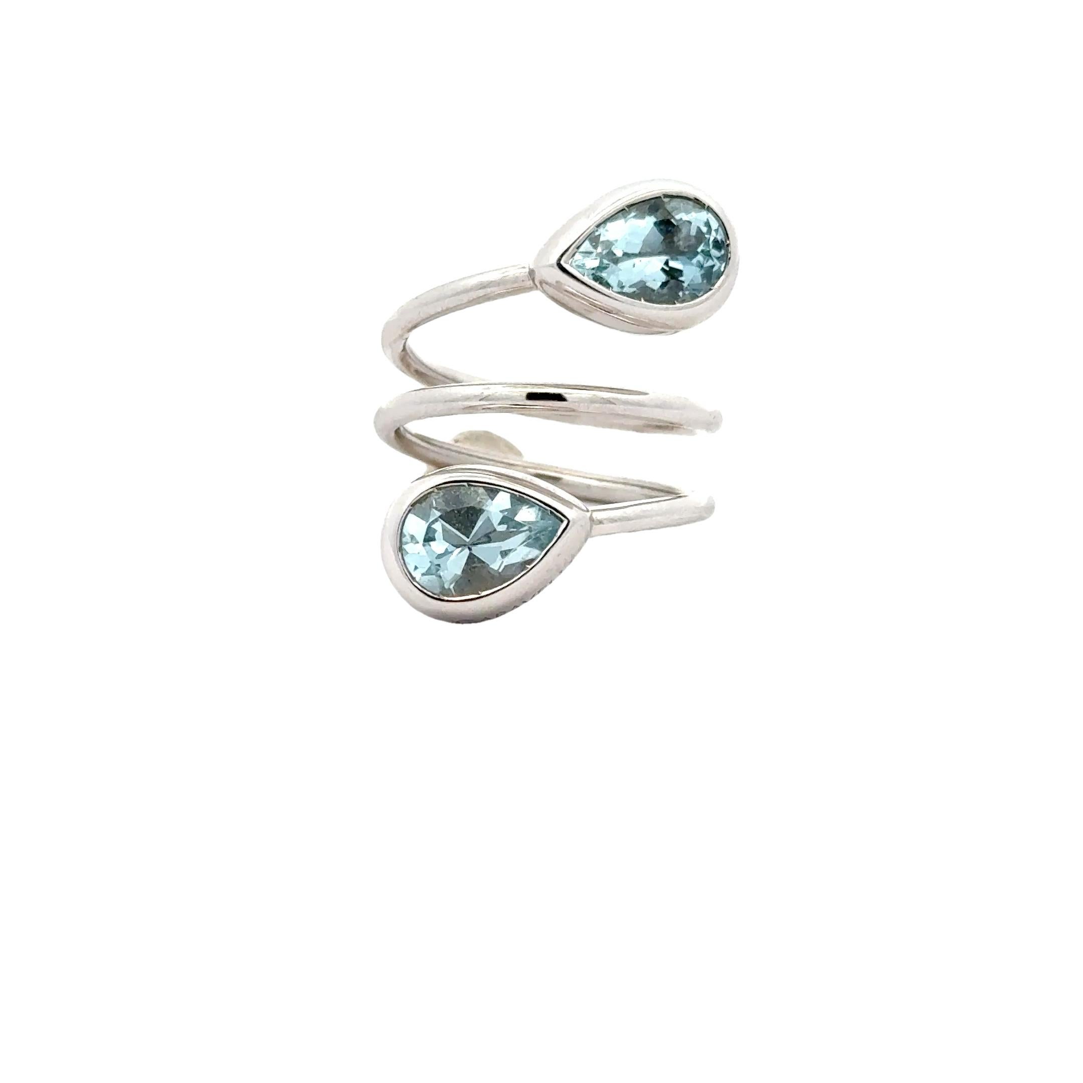 Anello Contrarier Garavelli in oro bianco 18 KT con gocce di acquamarina In condizioni Nuovo in vendita a Valenza, IT