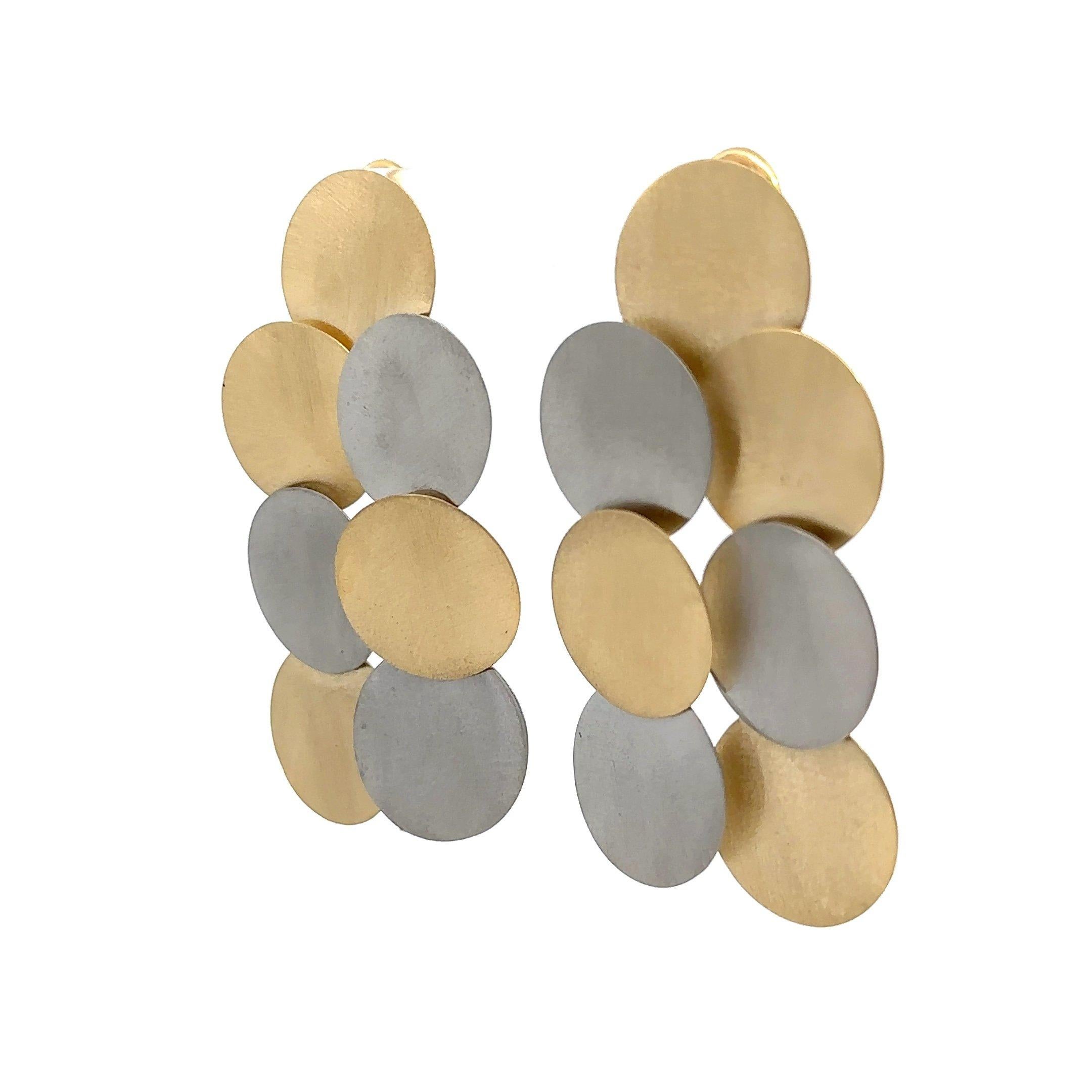 Contemporary Garavelli 18KT Gold Cascading Disc Earrings For Sale