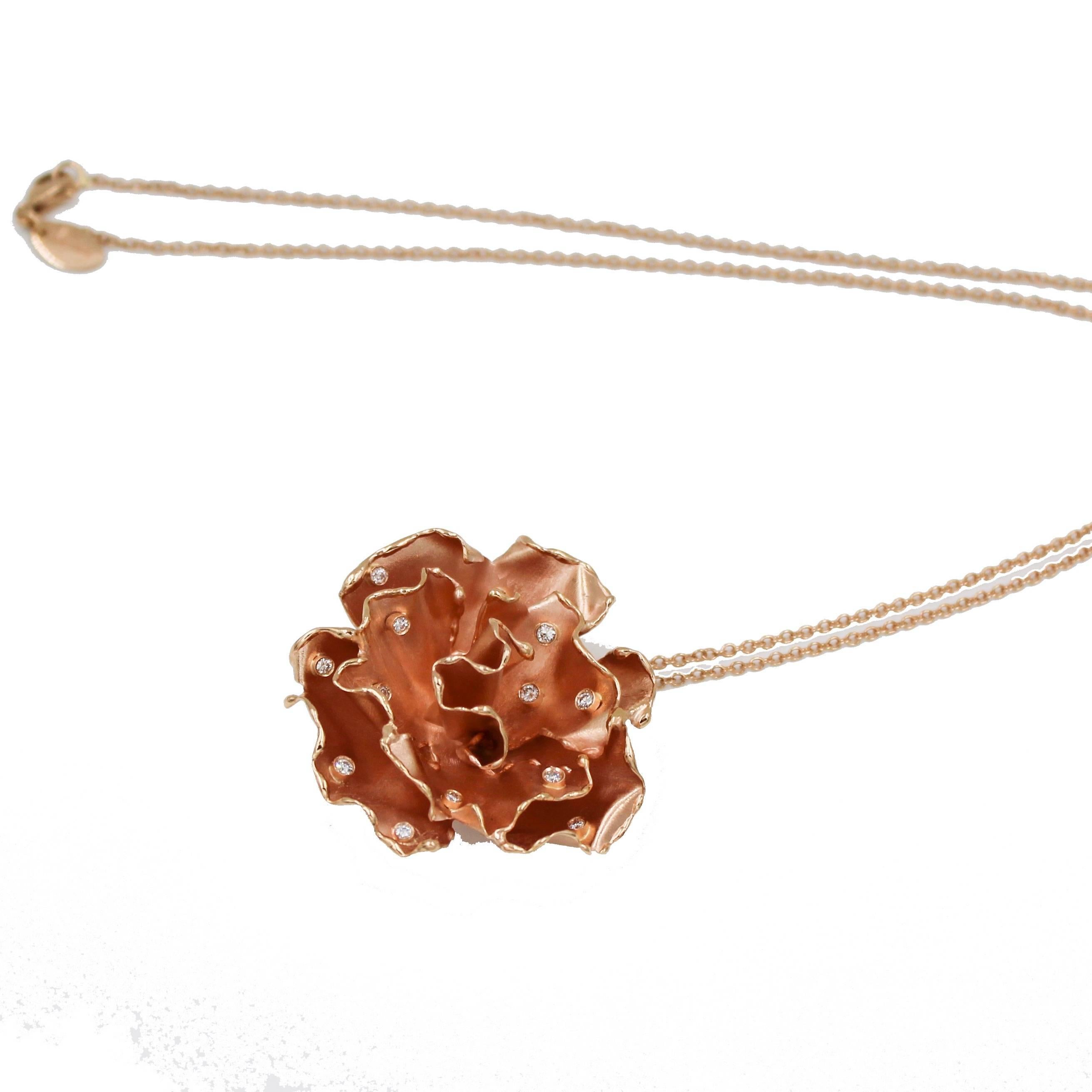 Modern Garavelli 18 Karat Rose Gold Flower Pendant with Diamonds