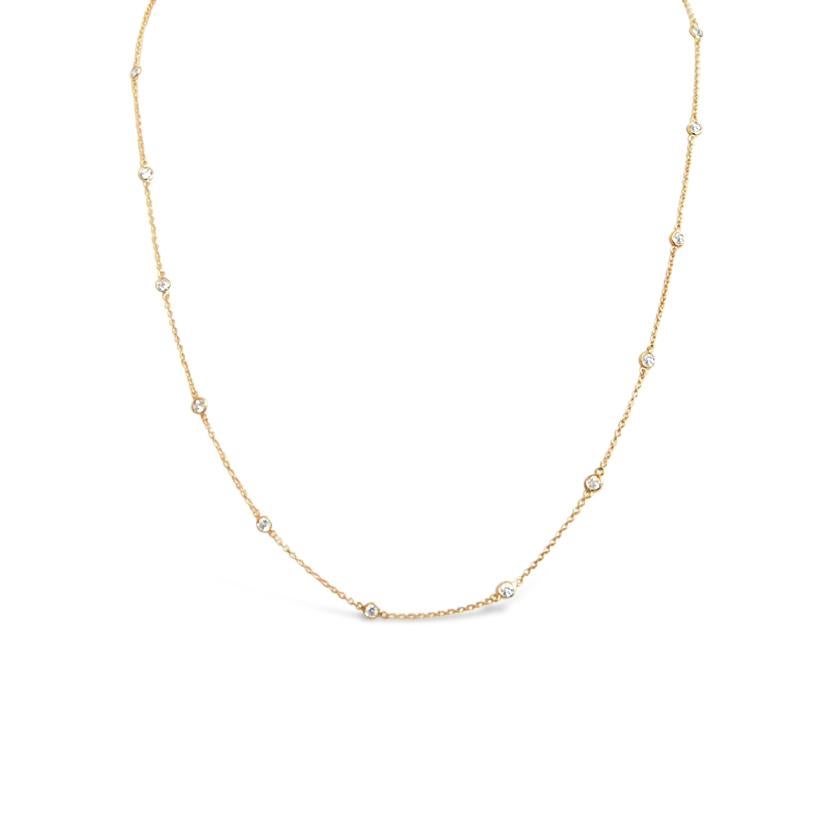 Round Cut Garavelli 18 Karat Yellow Gold Stylish Long Chain Necklace with Diamonds