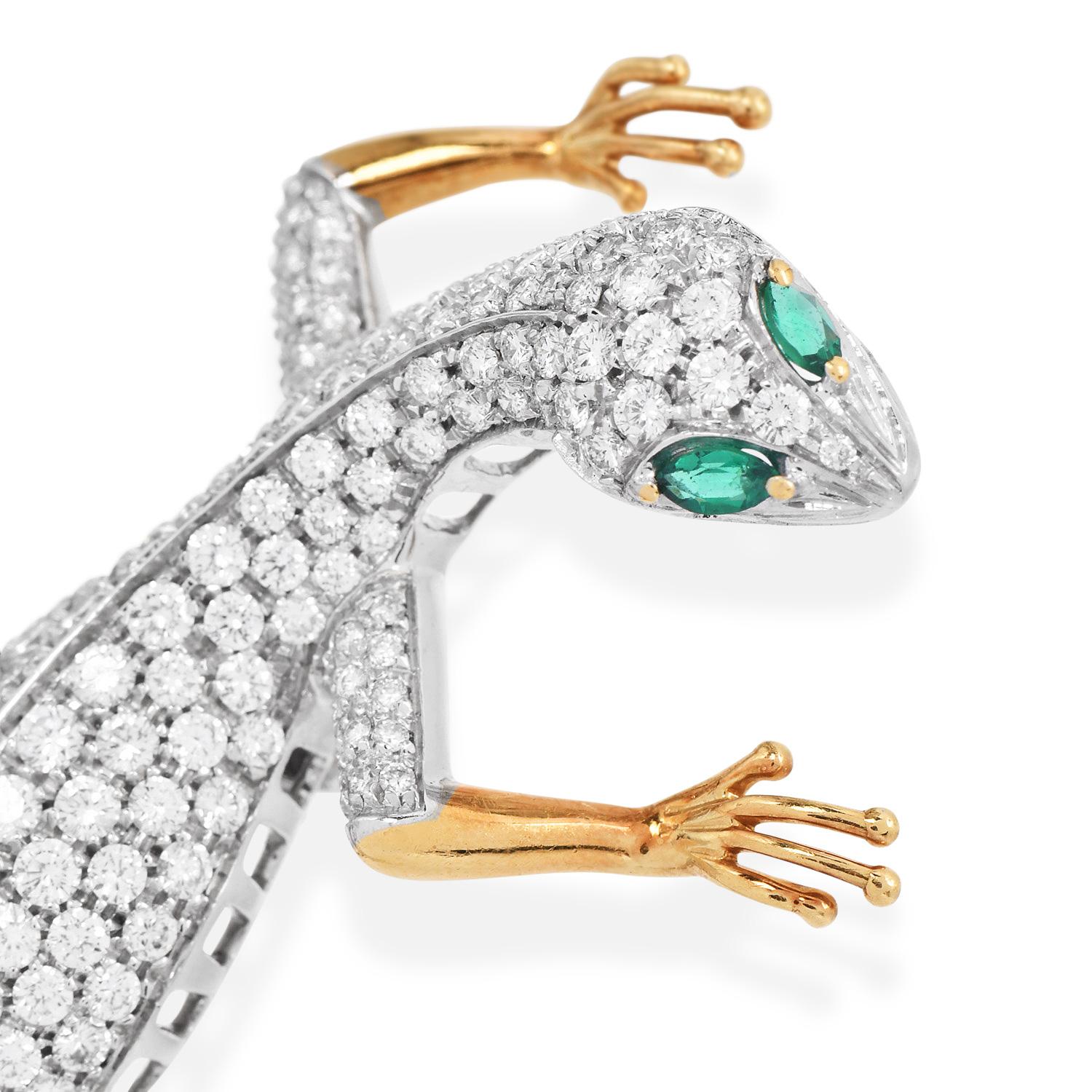 Modern GARAVELLI Diamond 7.92cts Emerald 18K Gold Lizard Pin For Sale