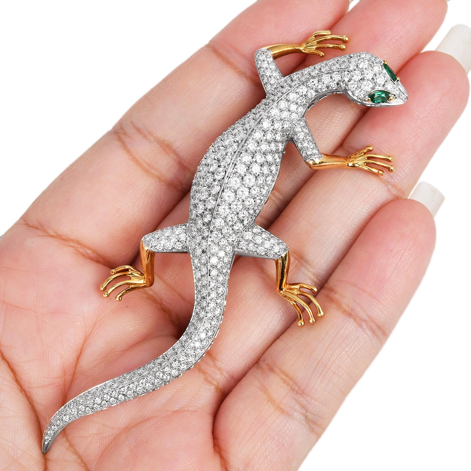 GARAVELLI Diamond 7.92cts Emerald 18K Gold Lizard Pin In Excellent Condition For Sale In Miami, FL