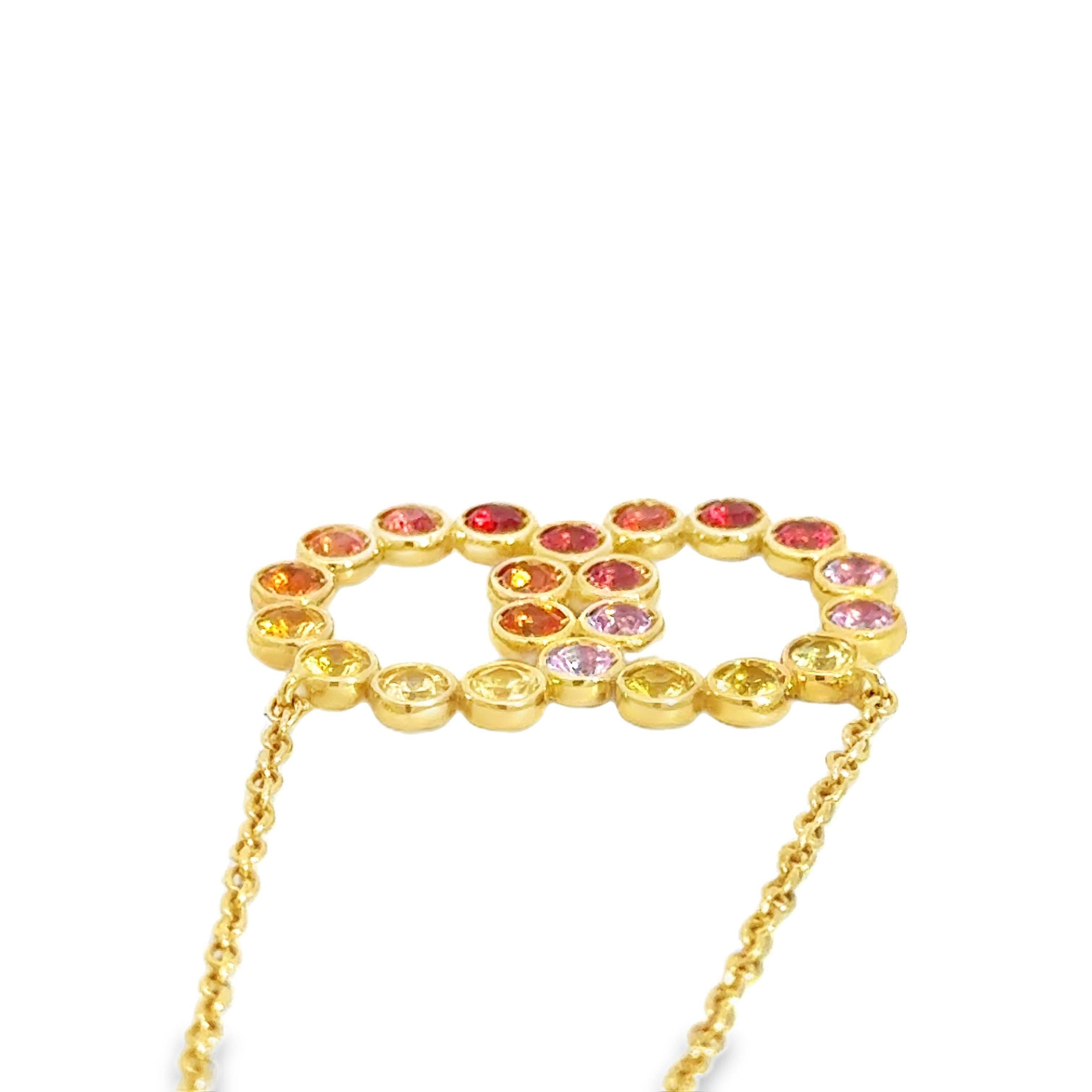 Garavelli  Pendentif double cercle en or jaune 18 carats avec saphirs arc-en-ciel Neuf - En vente à Valenza, IT