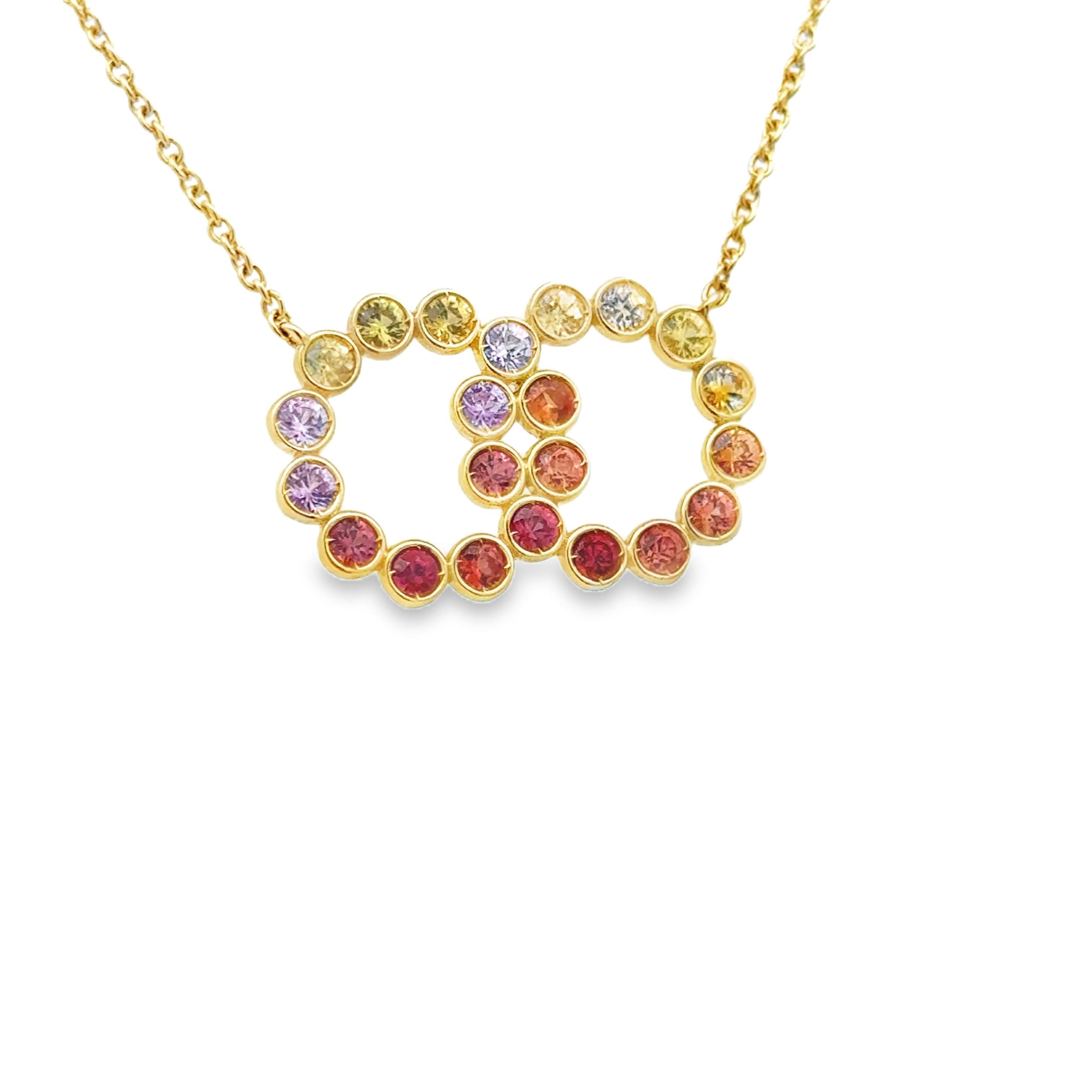 Garavelli  Pendentif double cercle en or jaune 18 carats avec saphirs arc-en-ciel en vente 3