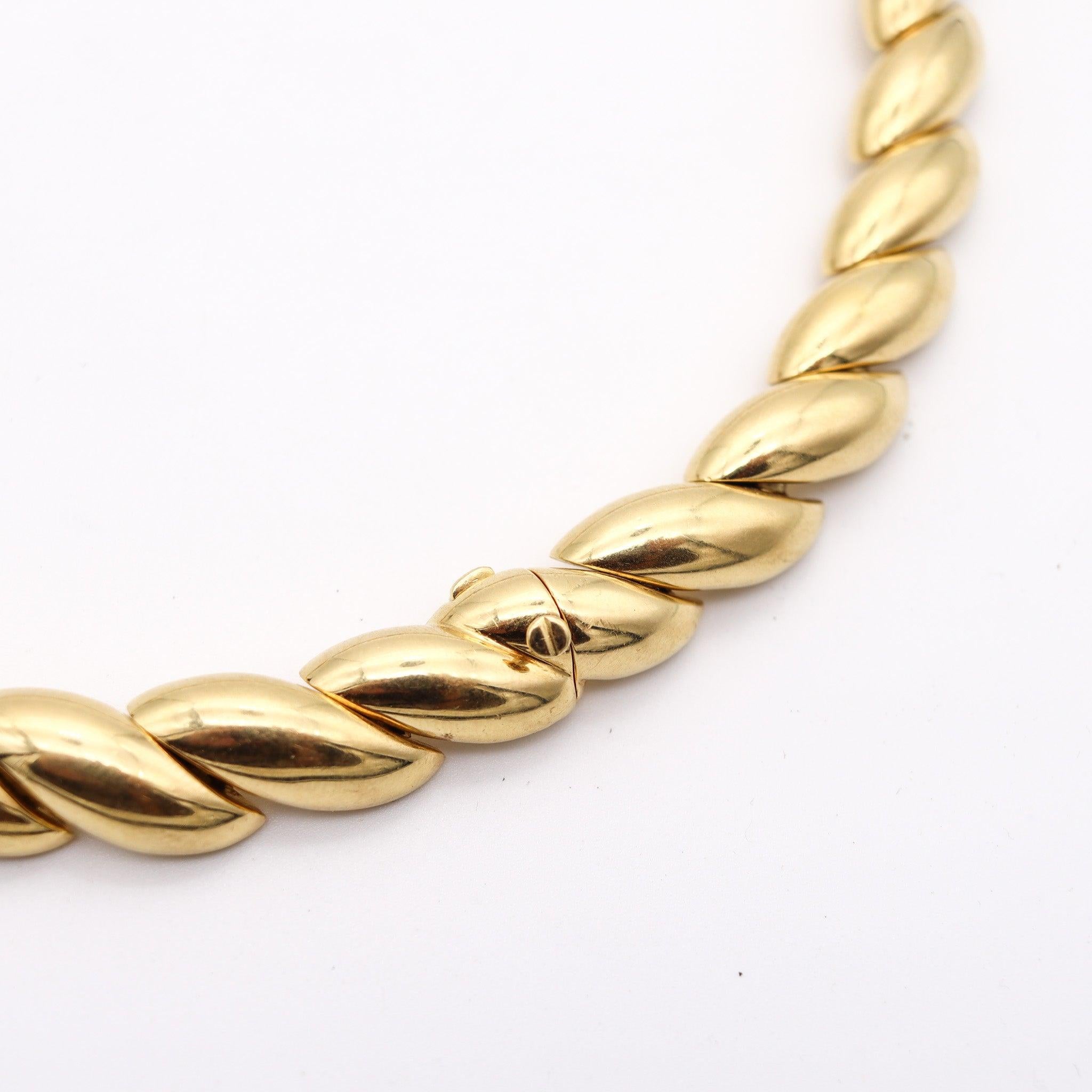 Taglio brillante Garavelli Collana Gala Graduata in Oro Giallo 18Kt con 10,32 Ctw di Diamanti in vendita