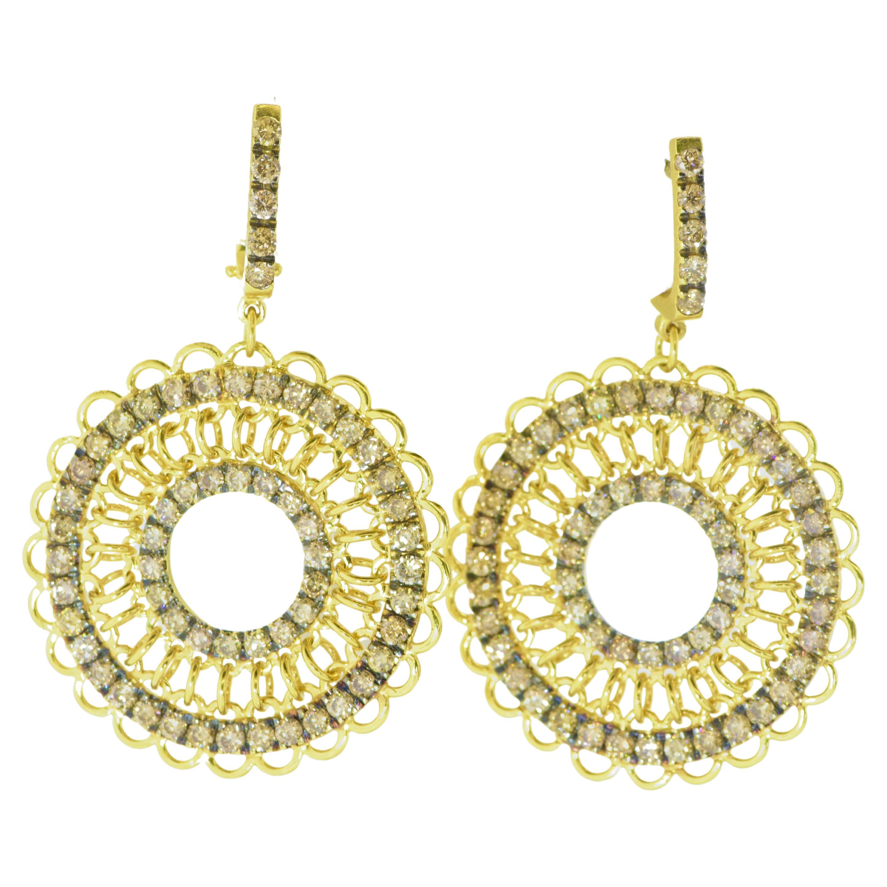 Garavelli Rinascimento Diamond & 18K Yellow and White Gold Contemporary Earrings en Excelente estado para la venta en Aspen, CO