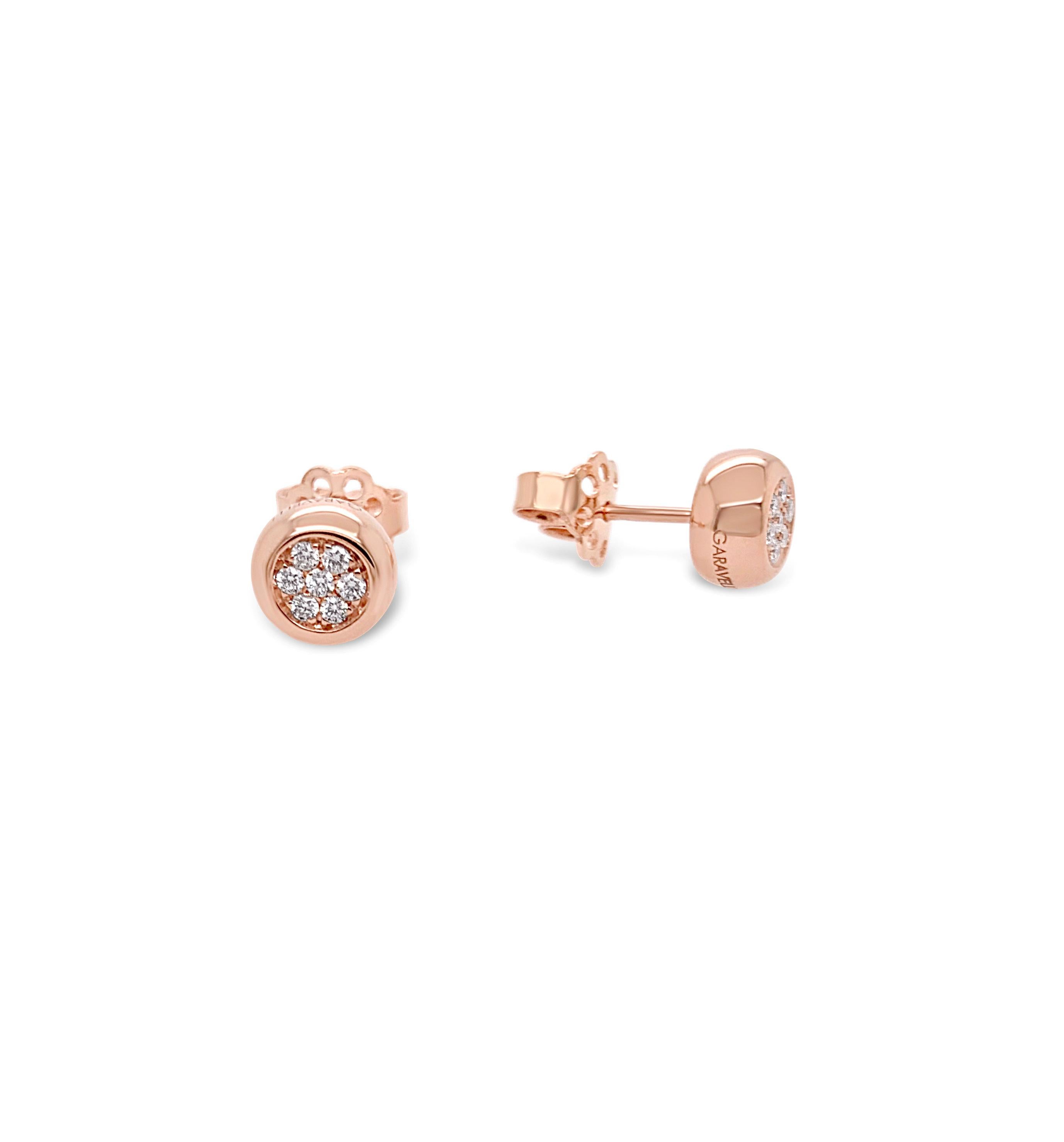 Garavelli Rose Gold Pave Diamonds Studs from New Giotto Collection.
18kt rose gold studs, set in white diamonds pavè., featuring carat 0.18 in 7 white diamonds.
Perfect for the everyday touch of class.
Can be also available in white or yellow gold.
