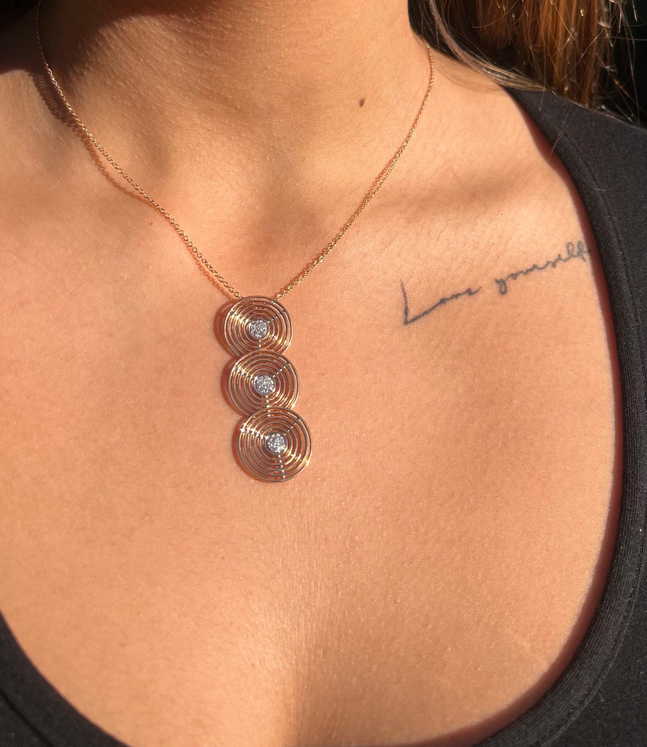 Taglio rotondo Garavelli  Triple Circle Pendant in 18 Kt Pink Gold with Diamonds in vendita
