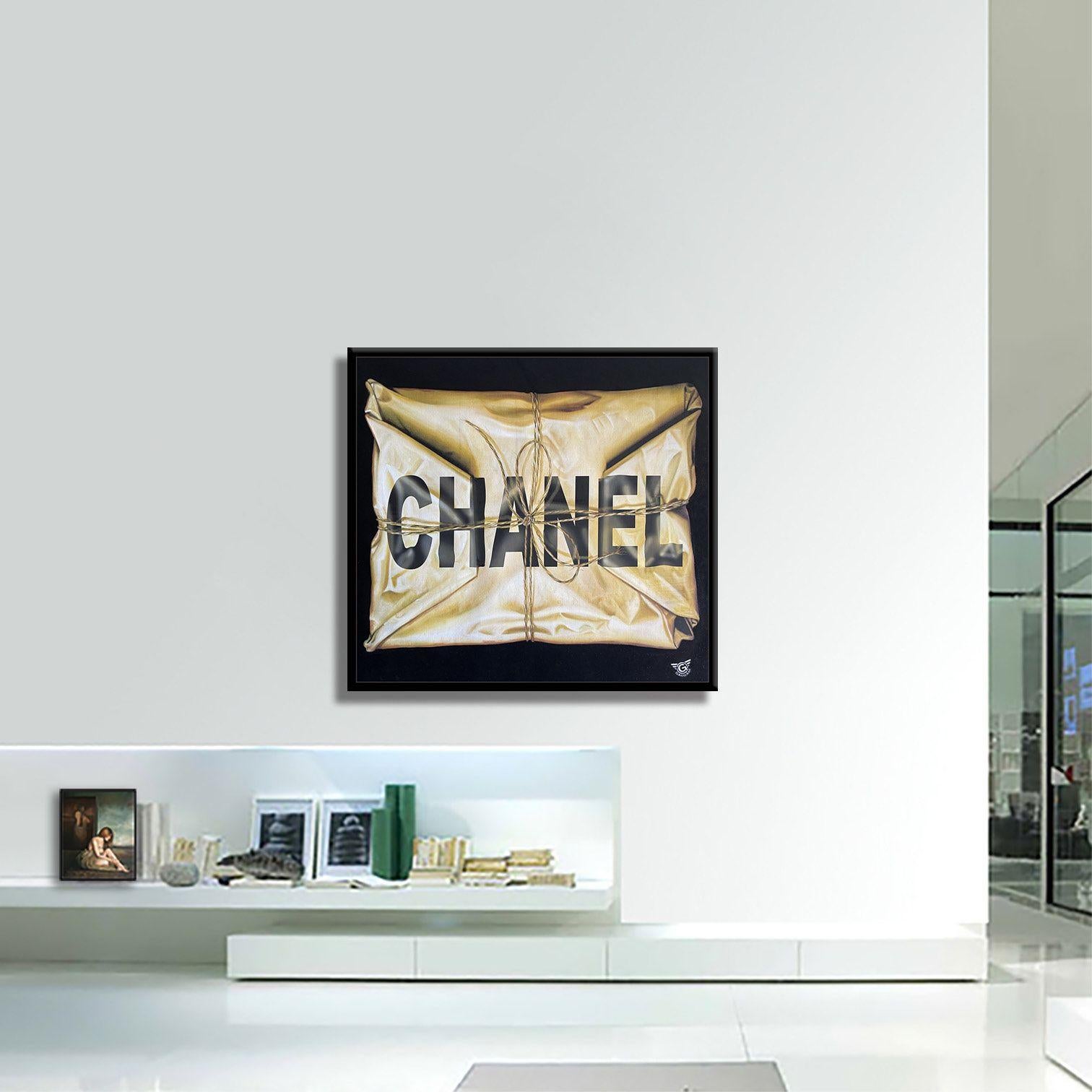 Enveloppé avec Chanel noir, Peinture, Huile sur toile en vente 2