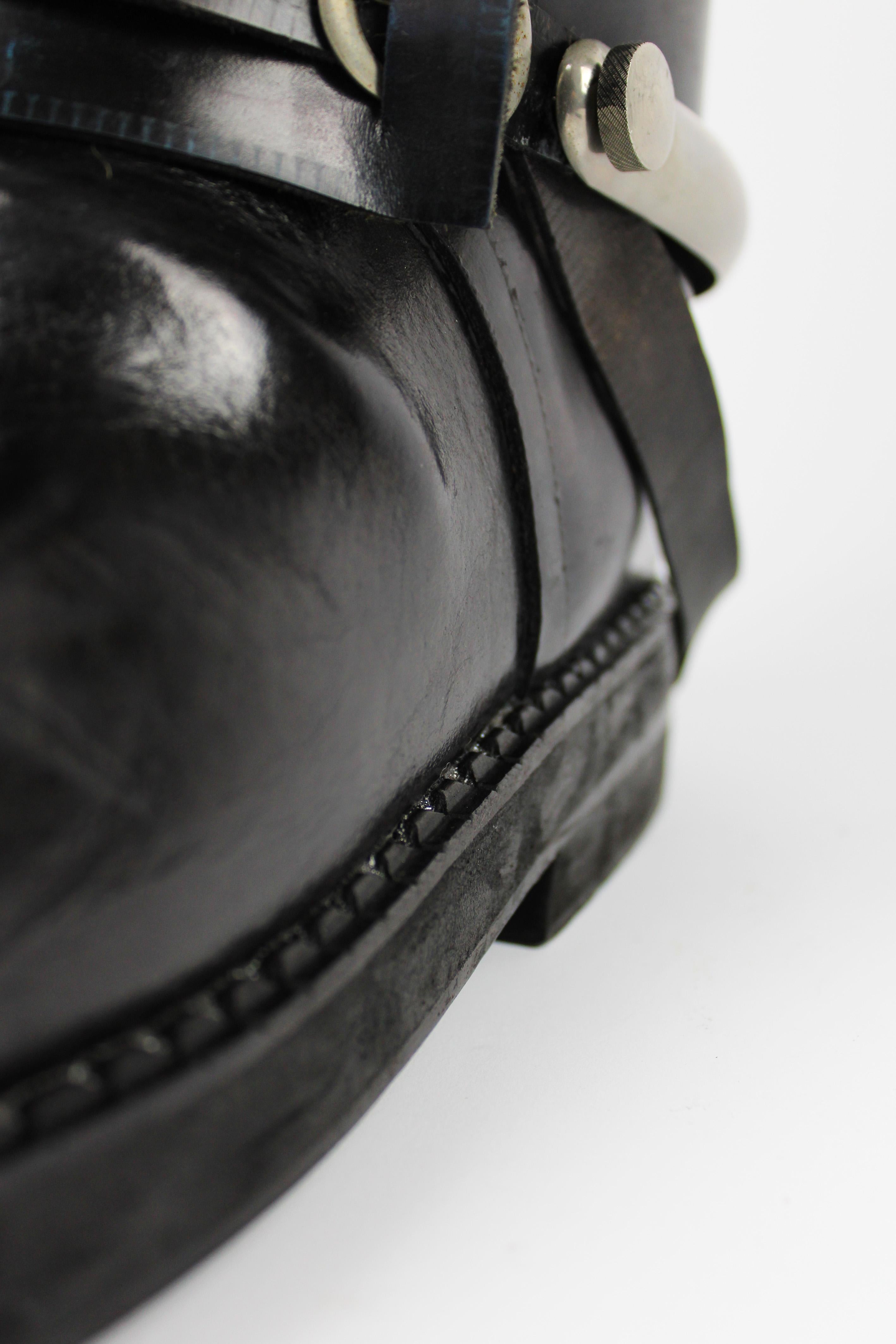 Garde Republicaine Boot leather Umbrella stand Mid century Modern 1950's Italy For Sale 2