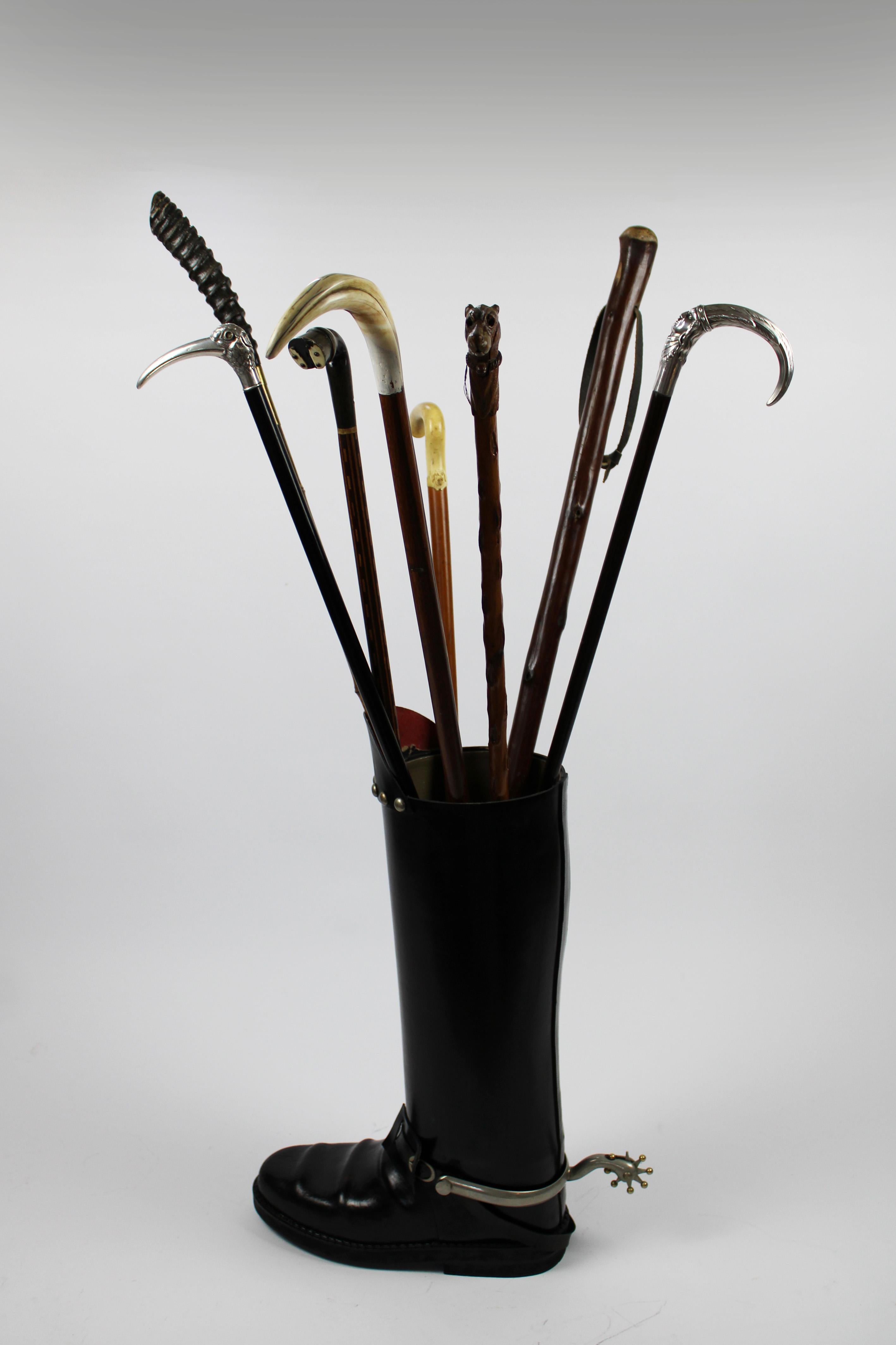 Garde Republicaine Boot leather Umbrella stand Mid century Modern 1950's Italy For Sale 7