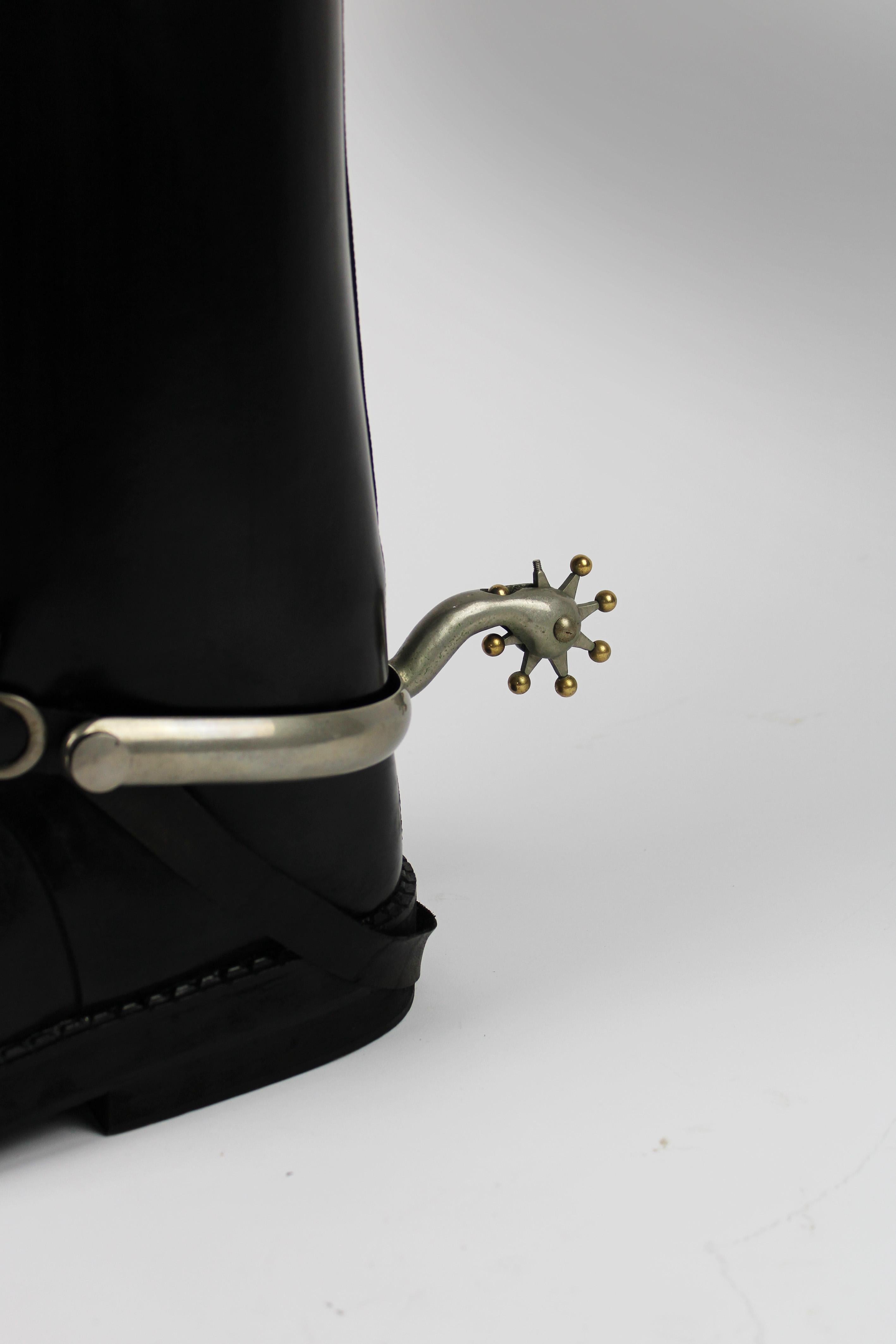 Hammered Garde Republicaine Boot leather Umbrella stand Mid century Modern 1950's Italy For Sale