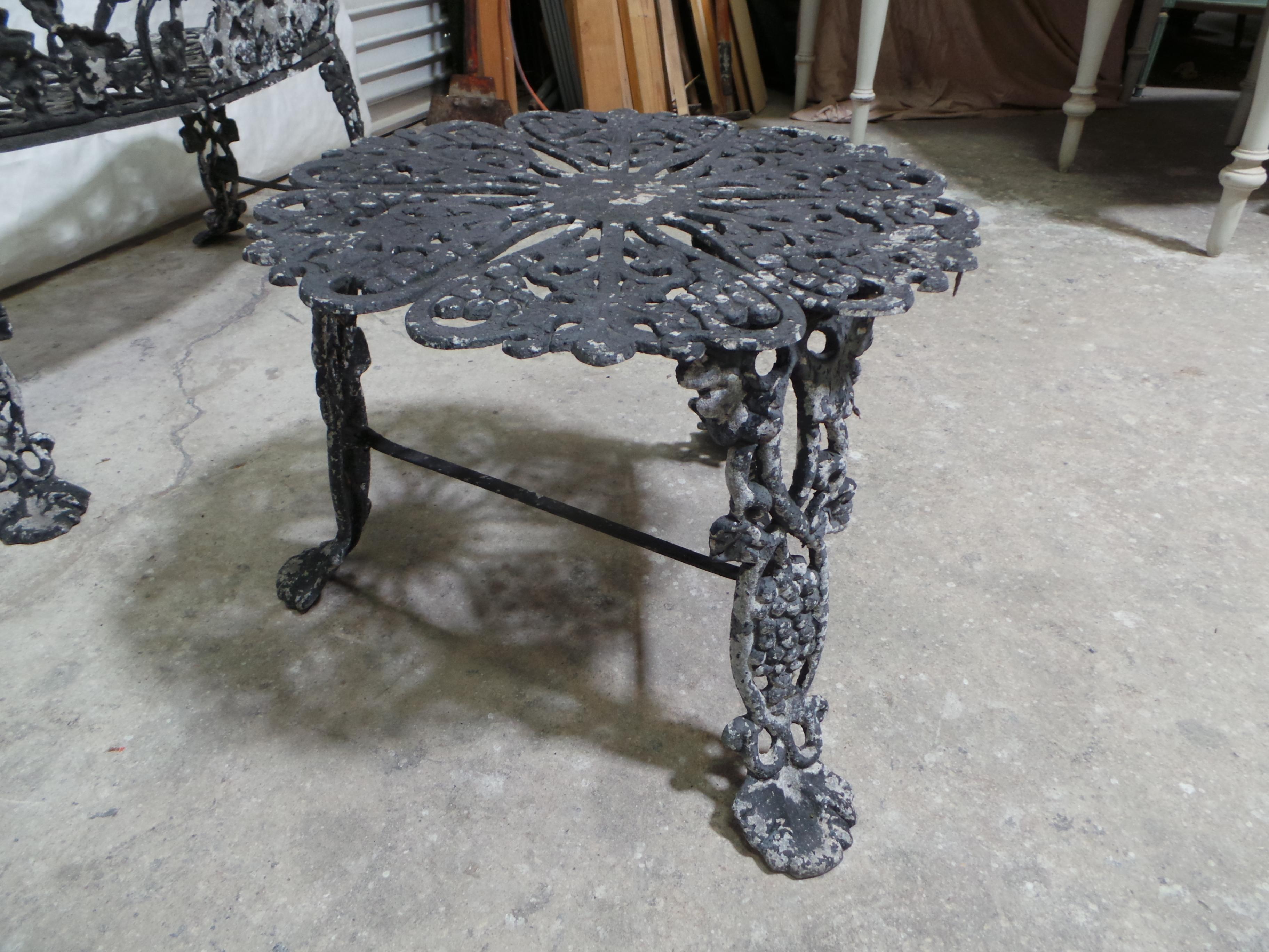 Garden Benches + Table Mid Century Aluminium For Sale 2