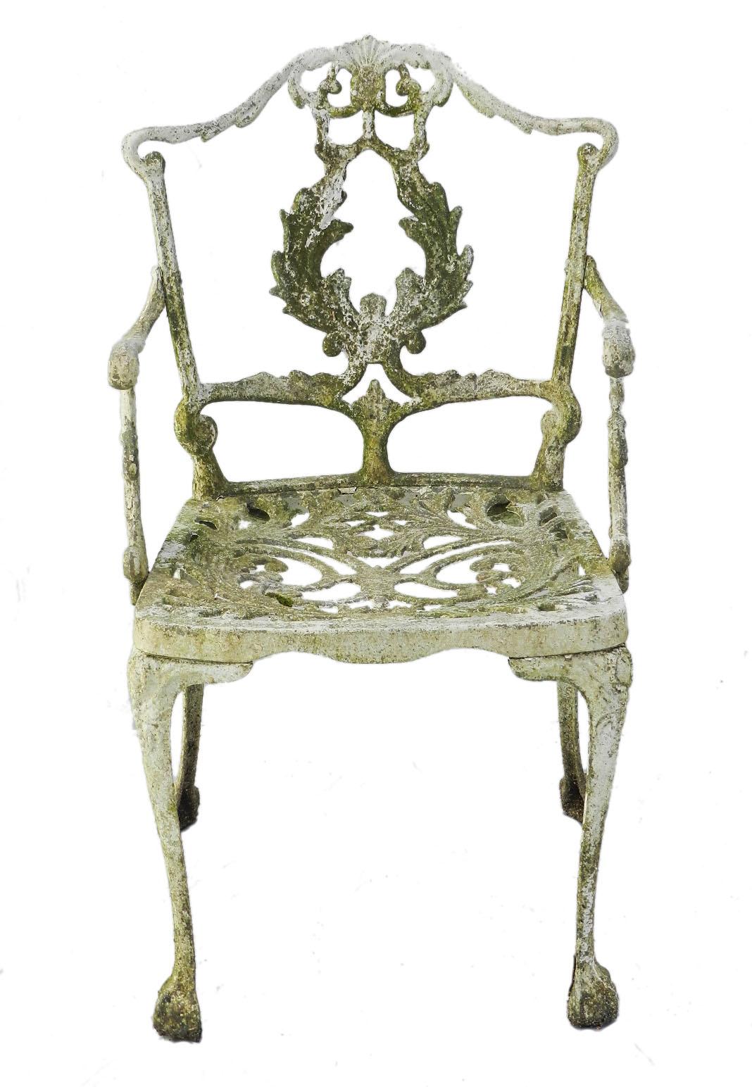 Garden Chair Weathered Cast Iron Patio Armchair Use or Paint In Good Condition In Mimizan, FR