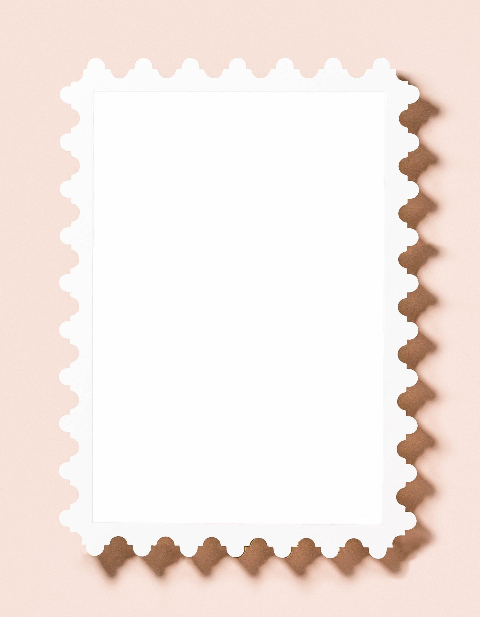 Following the curves of the Mississippi River, Magazine street is one of New Orleans’ major thoroughfares and dates back to when the Spanish ruled the city. The Magazine frame reflects that history, with ornate, hand carved detailing that mirrors