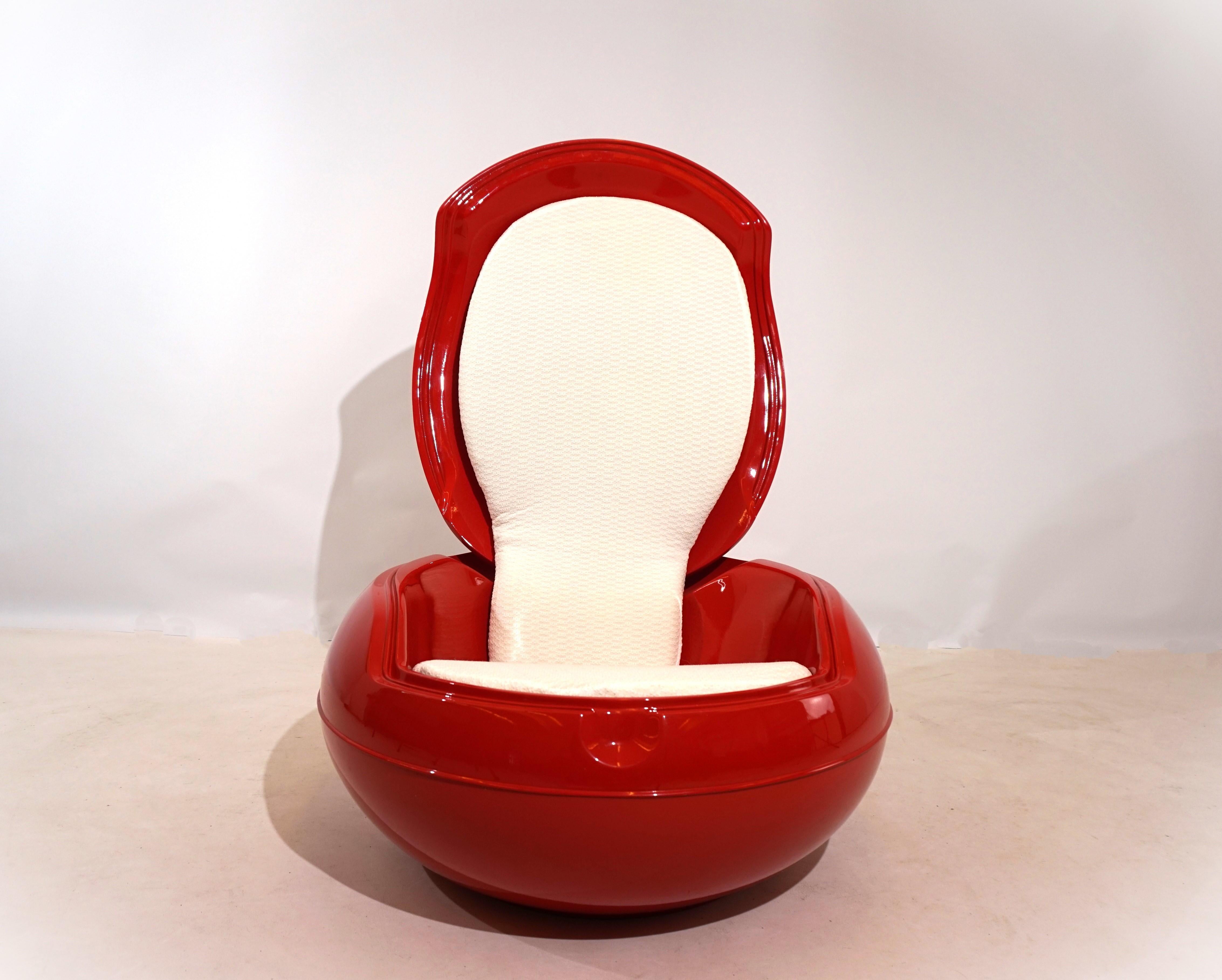 German Garden Egg armchair by Peter Ghyczy for Reuter For Sale