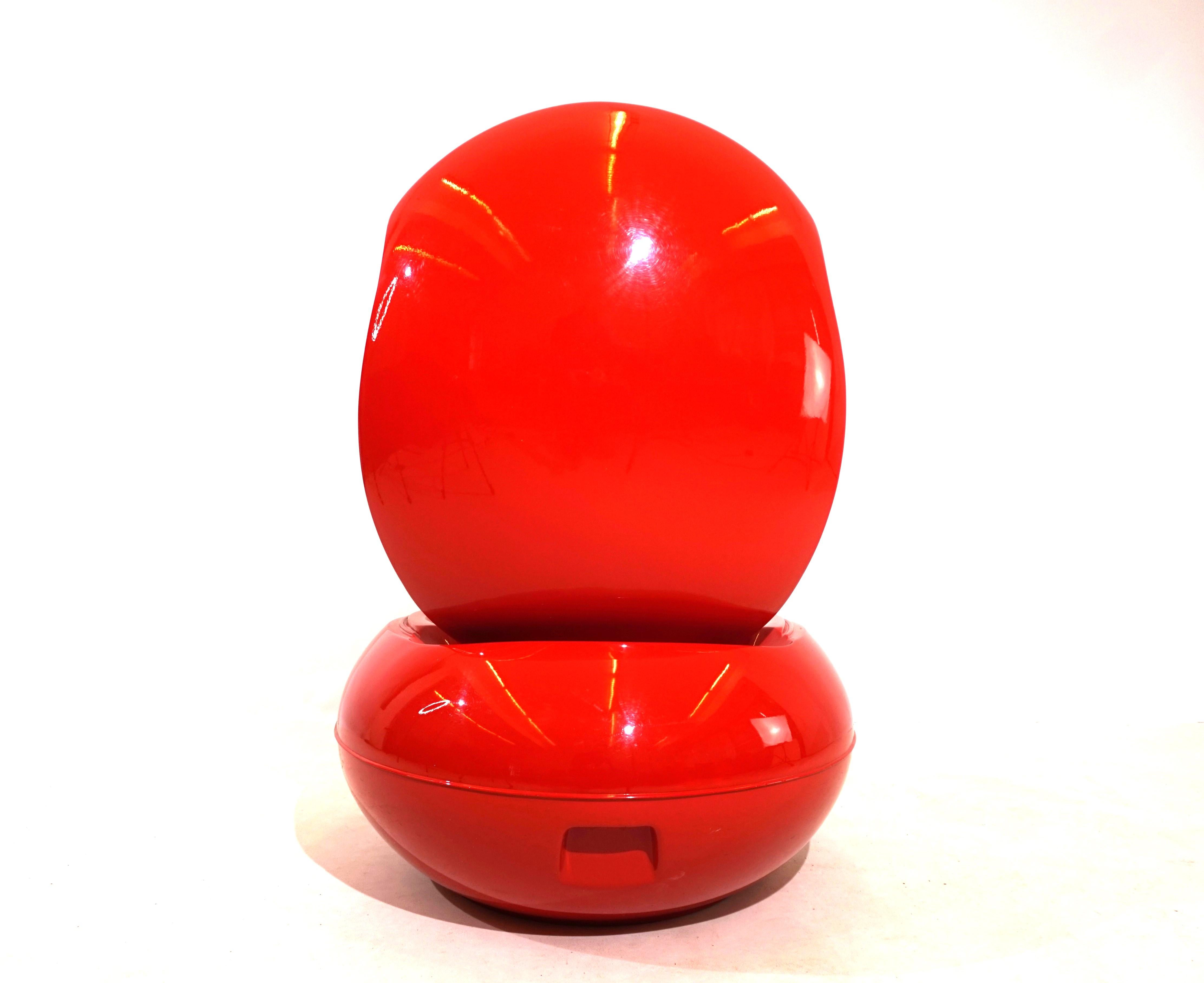 Garden Egg armchair by Peter Ghyczy for Reuter In Good Condition For Sale In Ludwigslust, DE