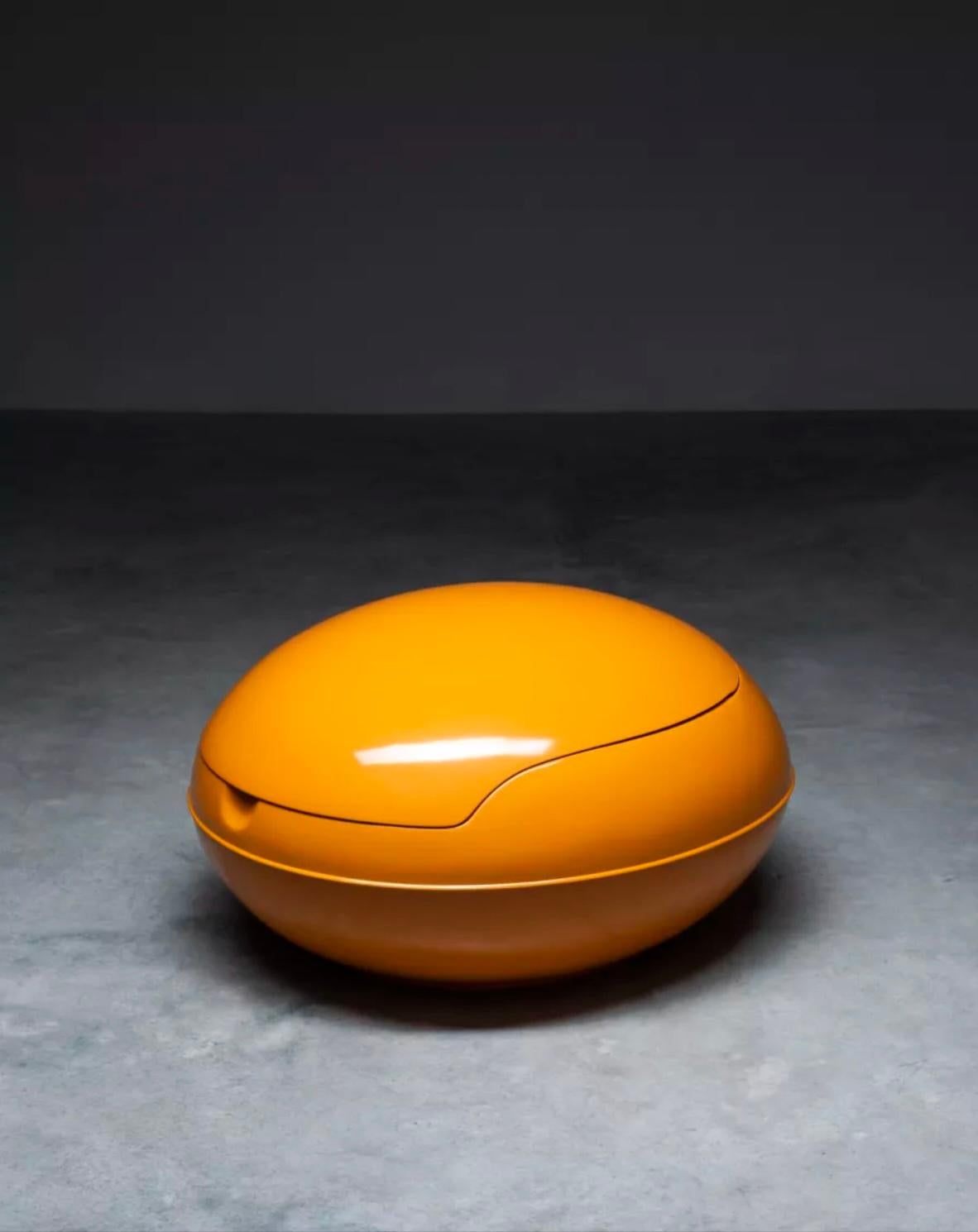 Stuhl „Garden Egg“ – Peter Ghyczy (Deutsch)