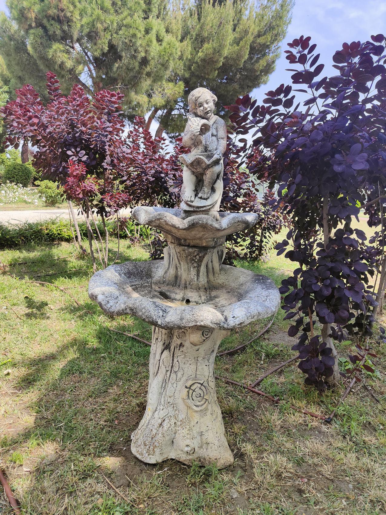 Garden Fountain from, Mid-20th Century For Sale 1
