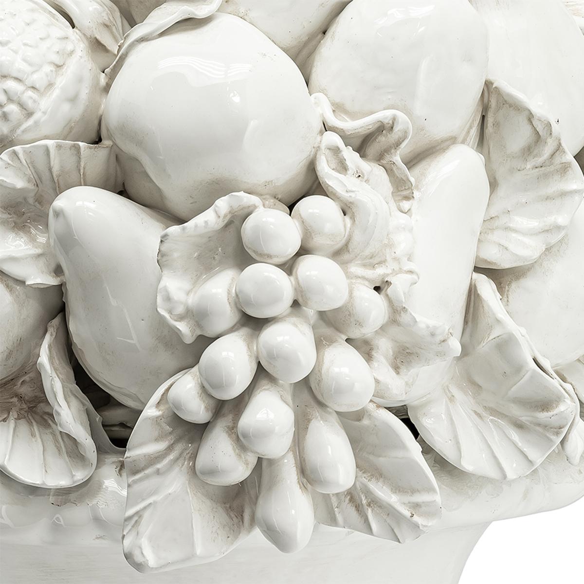 XXI secolo e contemporaneo Scultura di frutta da giardino in vendita