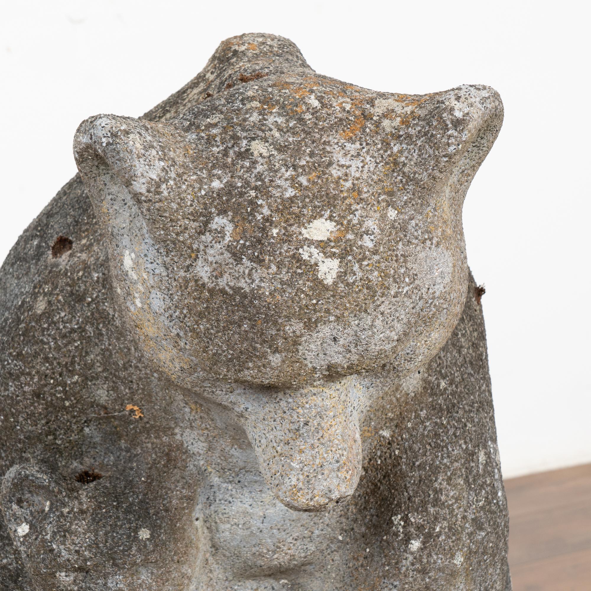 Escultura de piedra caliza de jardín de Oso y Cachorro, Dinamarca circa 1910-30 siglo XX en venta