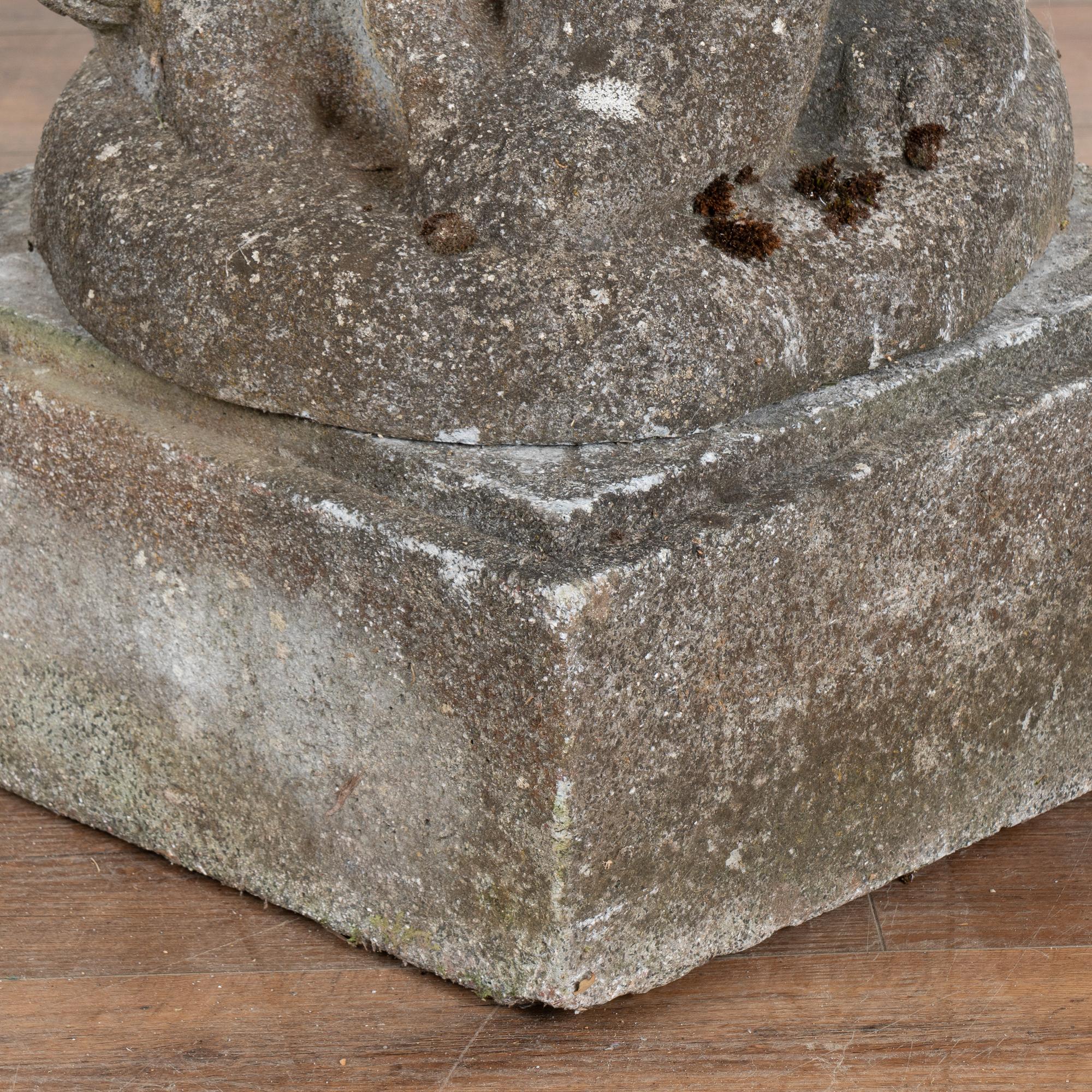 Escultura de piedra caliza de jardín de Oso y Cachorro, Dinamarca circa 1910-30 en venta 2