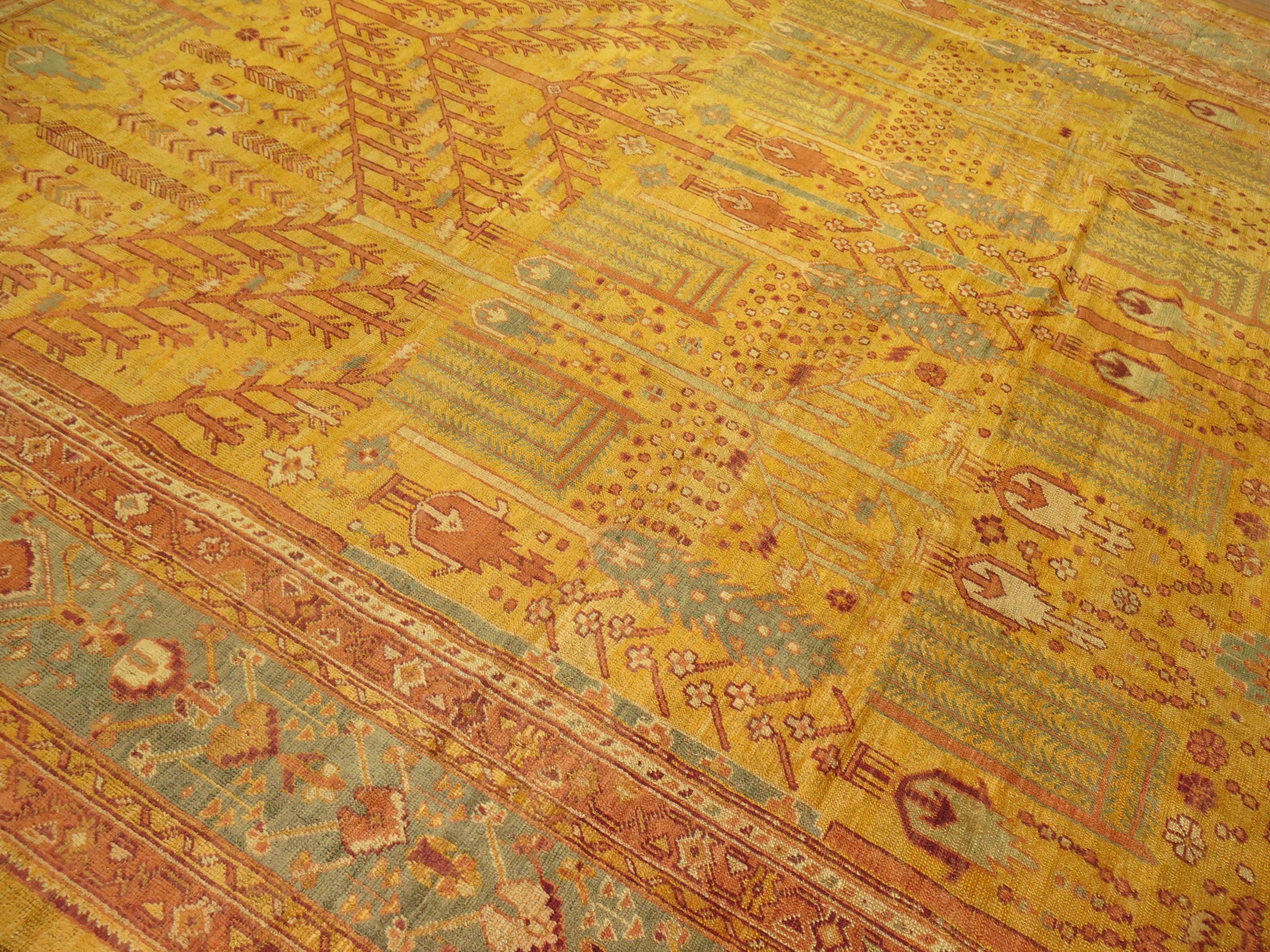 Early 20th Century Garden of Paradise Willow Tree Antique Oushak 20th Century Oversize Rug For Sale