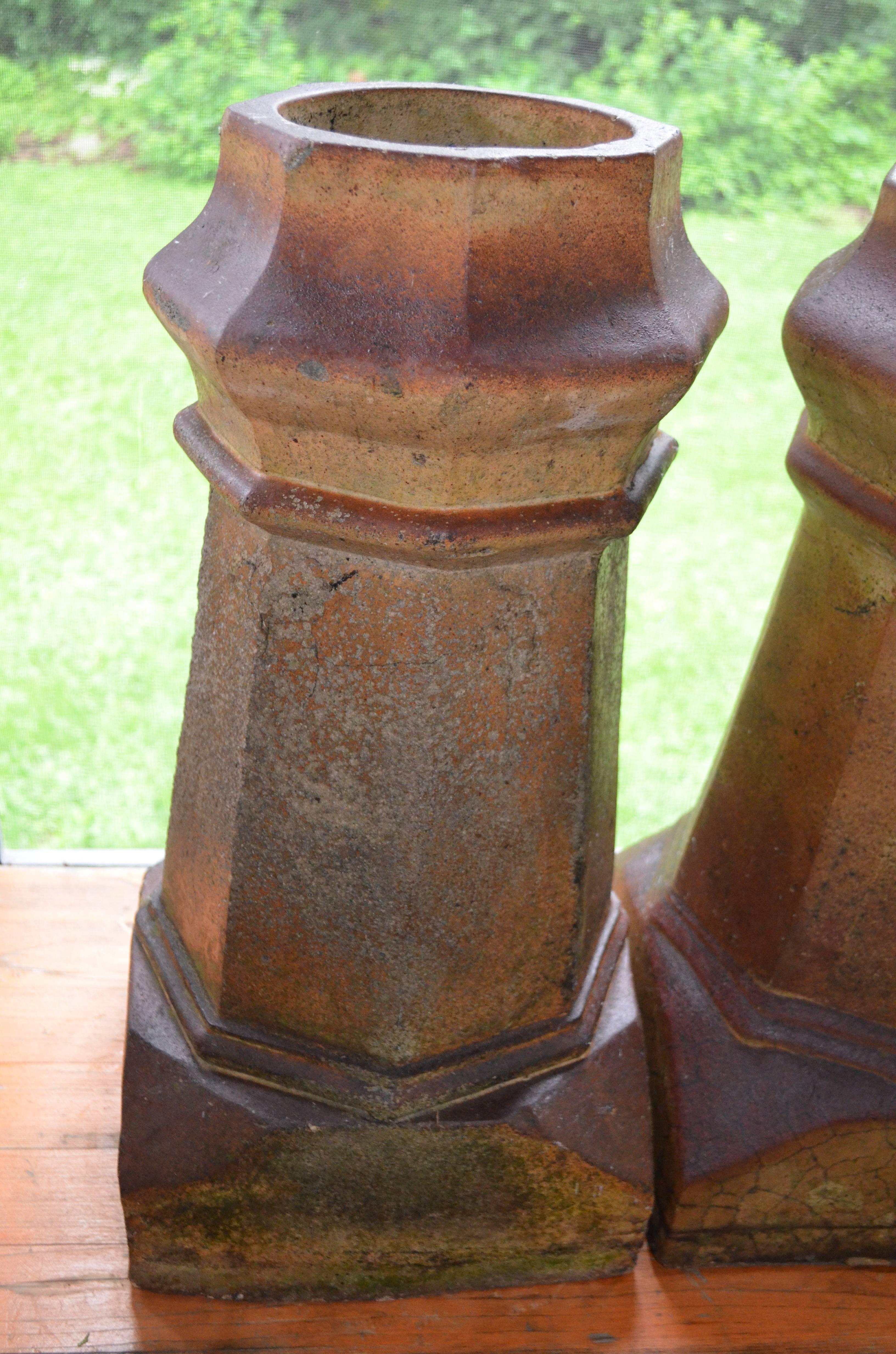 Late Victorian Garden Ornamental Clay Chimney Pots from London Rooftops, circa 1880, Pair