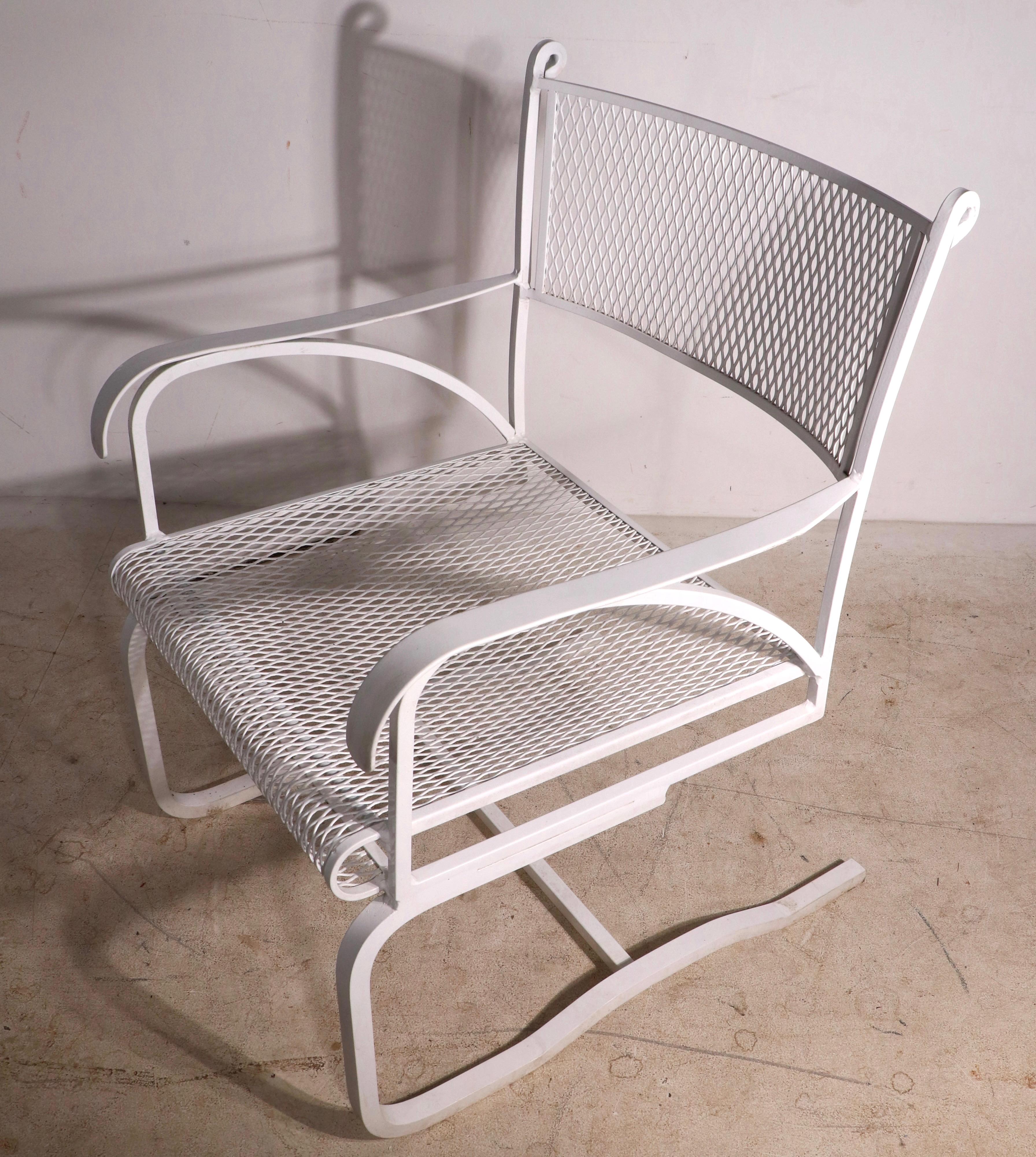 Américain Garden Patio Poolside Cantilevered Arm Chair Att. to Woodard en vente