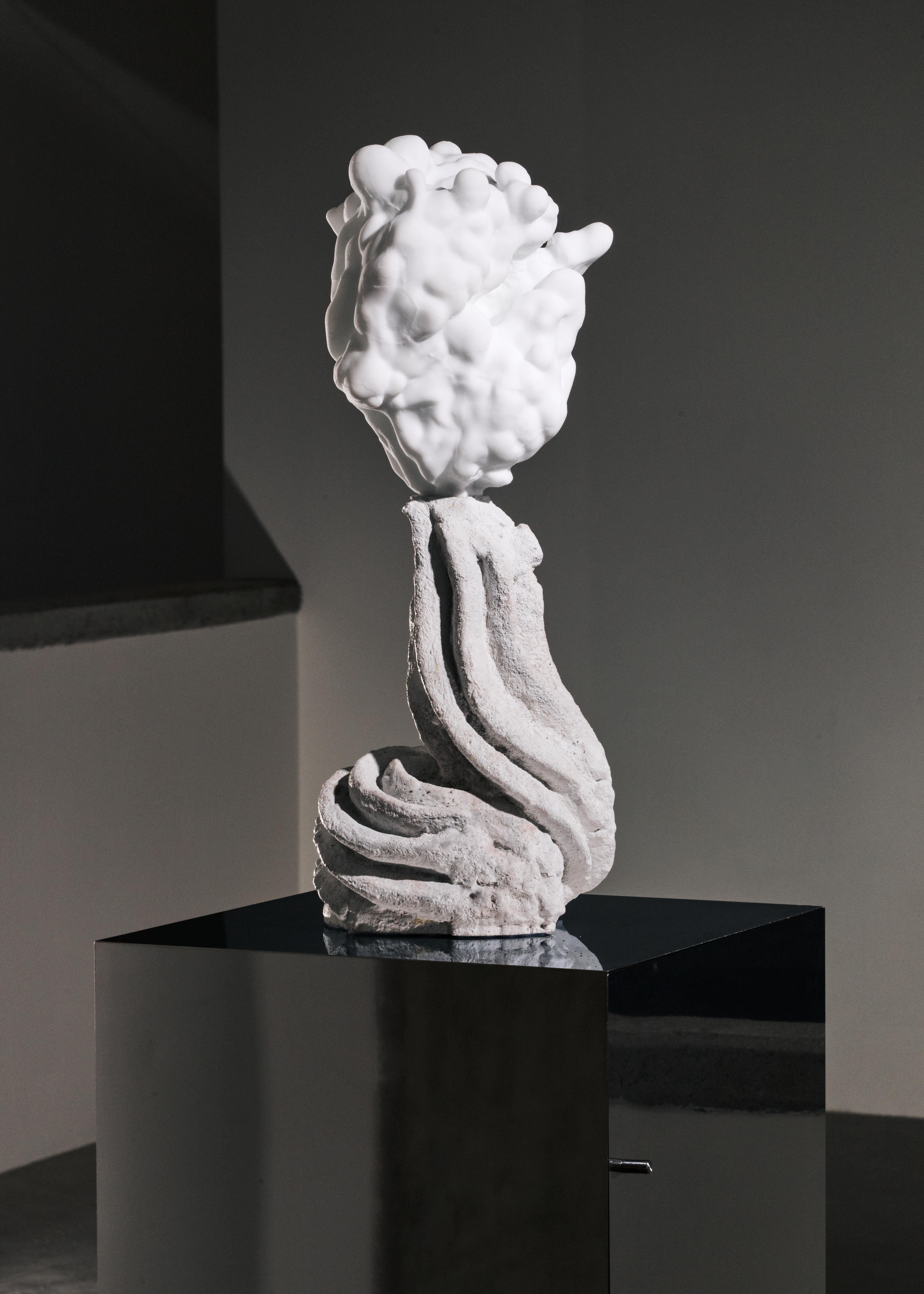 Escultura de pie Rosa de jardín de Elis Monsport Posmoderno en venta