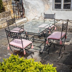 Ensemble de mobilier de jardin en fer, probablement de la fin du XXe siècle